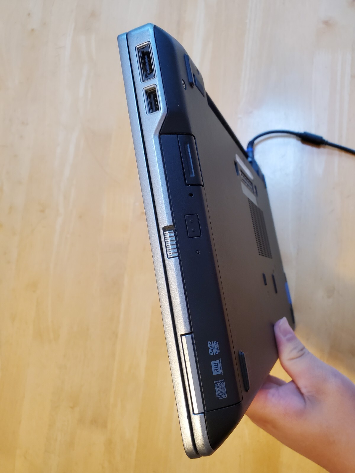Dell Latitude E6320 | 250GB HDD | Intel Core i5 | Linux Mint | Ready to Use!