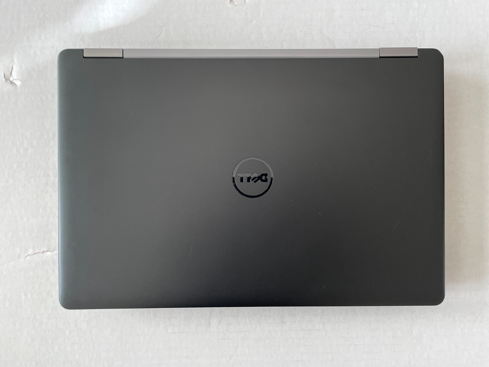DELL PRECISION 3510 15.6″ i5-6440HQ 8GB 120GB SSD AMD RADEON R9 M360