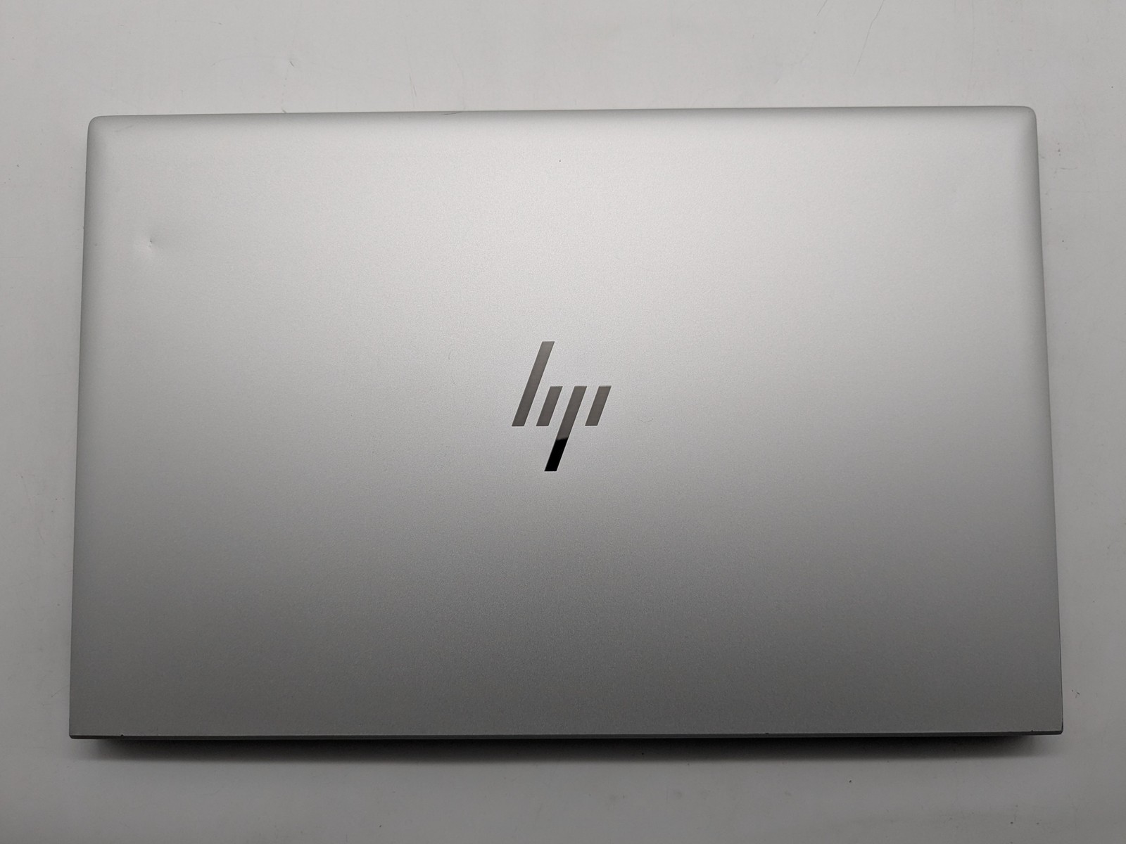HP ELITEBOOK 855 G8 15″ FHD Touch RYZEN 7 PRO 5850U 512GB 16GB W11P Backlit WNTY