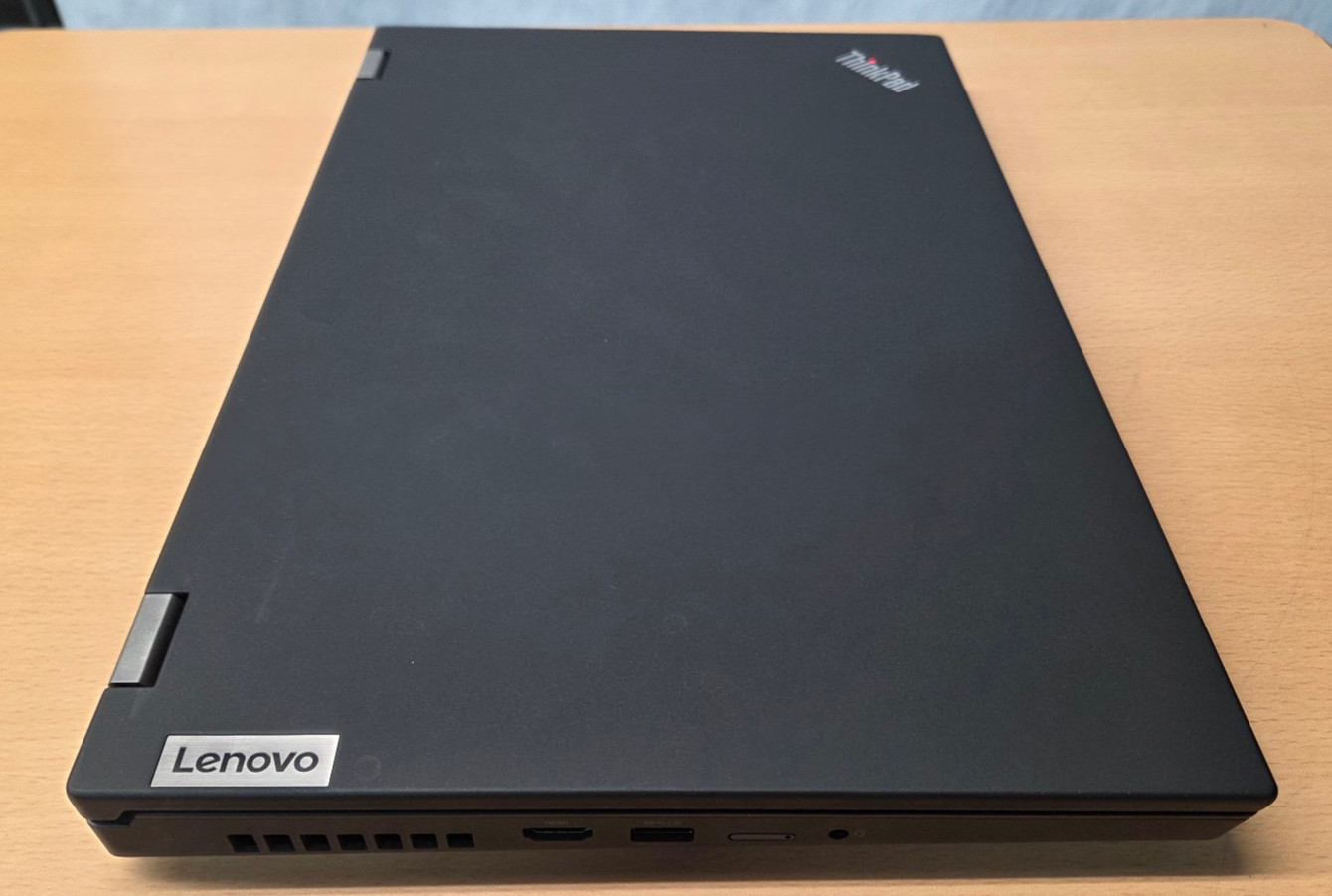 Lenovo ThinkPad P15 Gen2 I7-11850H vPro 64GRAM 512GSSD WIN11P 15.6 OLED RTXA3000
