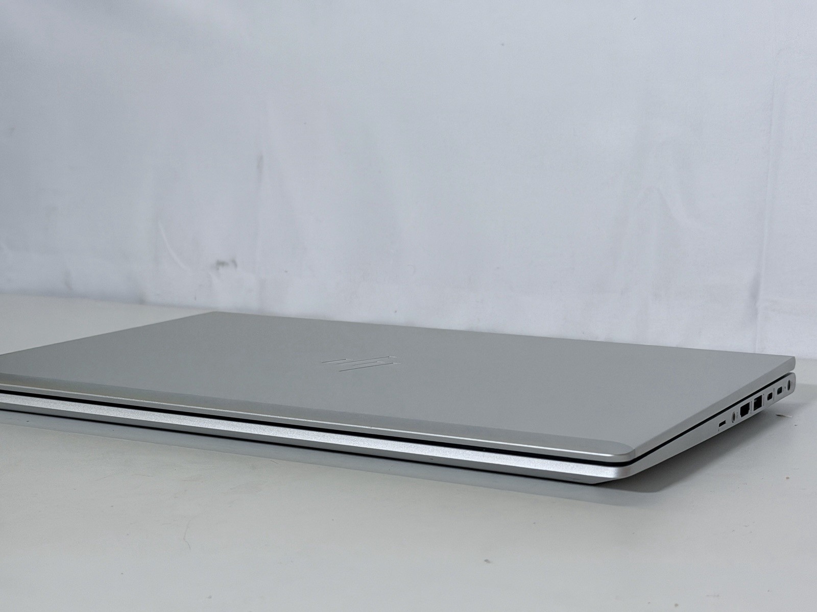 HP EliteBook 650 G10 15.6″ 10 Core i5-1345U 16GB 512GB NvMe Win11 Active WRTY