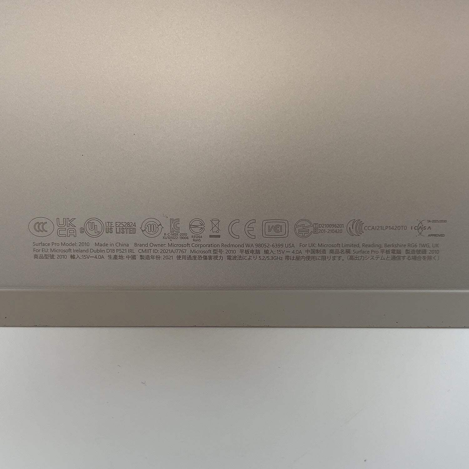 Microsoft Surface Pro X 2010 13″ SQ1 3.0GHz 8GB RAM 128GB SSD