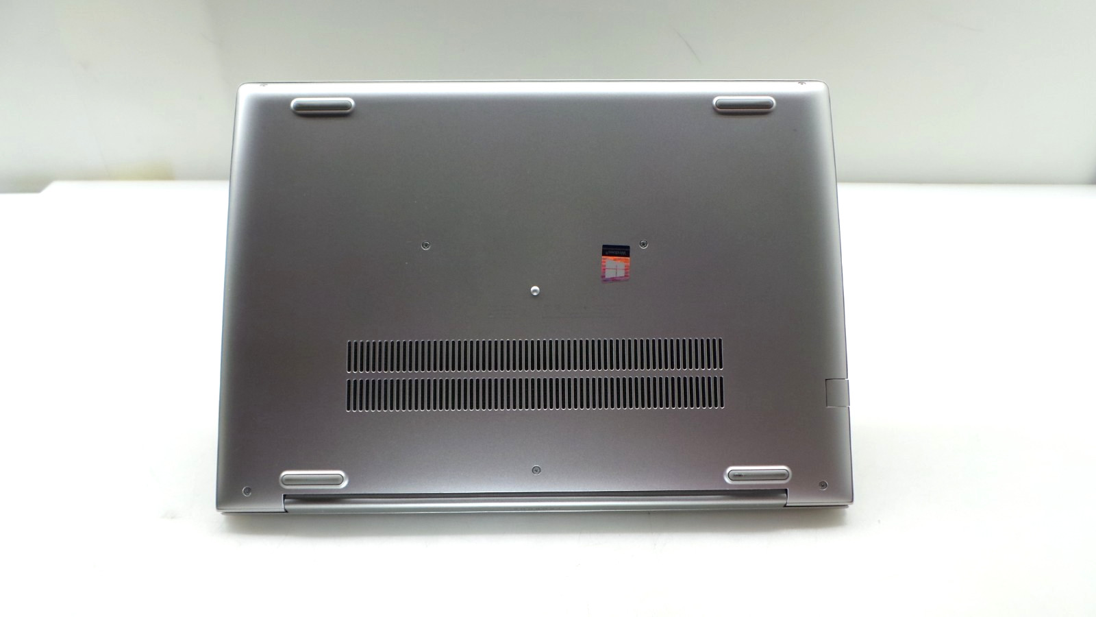 HP ProBook 455 G6 | 15.6″ | AMD Ryzen 5 2500U | 8GB RAM 256GB NVMe | ***READ***