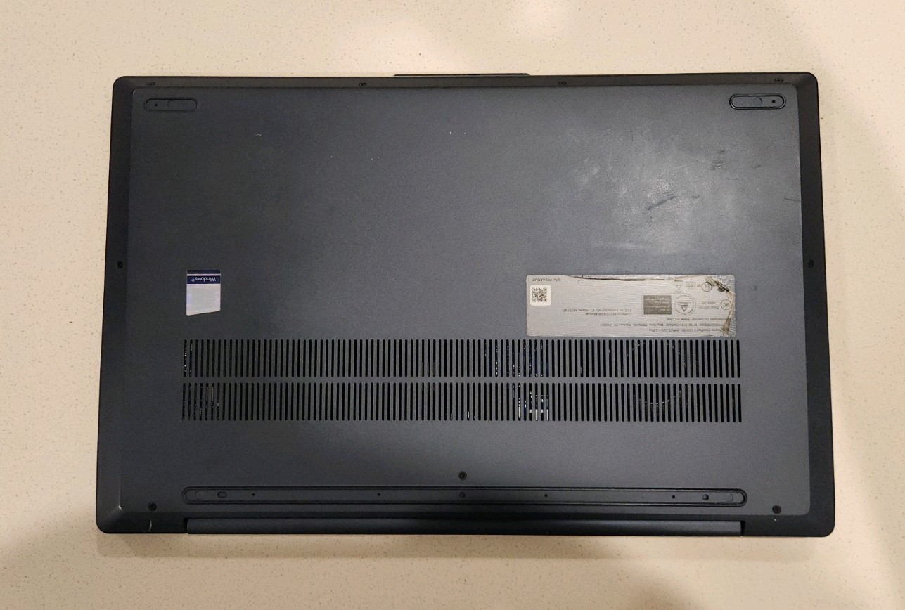 IdeaPad 5 15IIL05 16″ Intel i7 10th Gen 16GB RAM 500GB Win11 Laptop + Charger