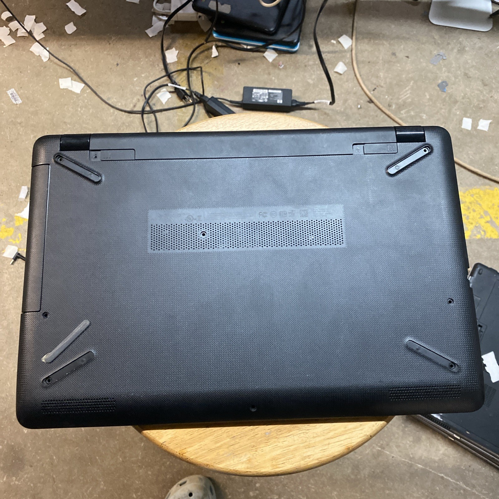 HP 15-bs015dx i5-7200u 2.5GHz, 8GB Ram, 256GB SSD, Windows 10 Touchscreen