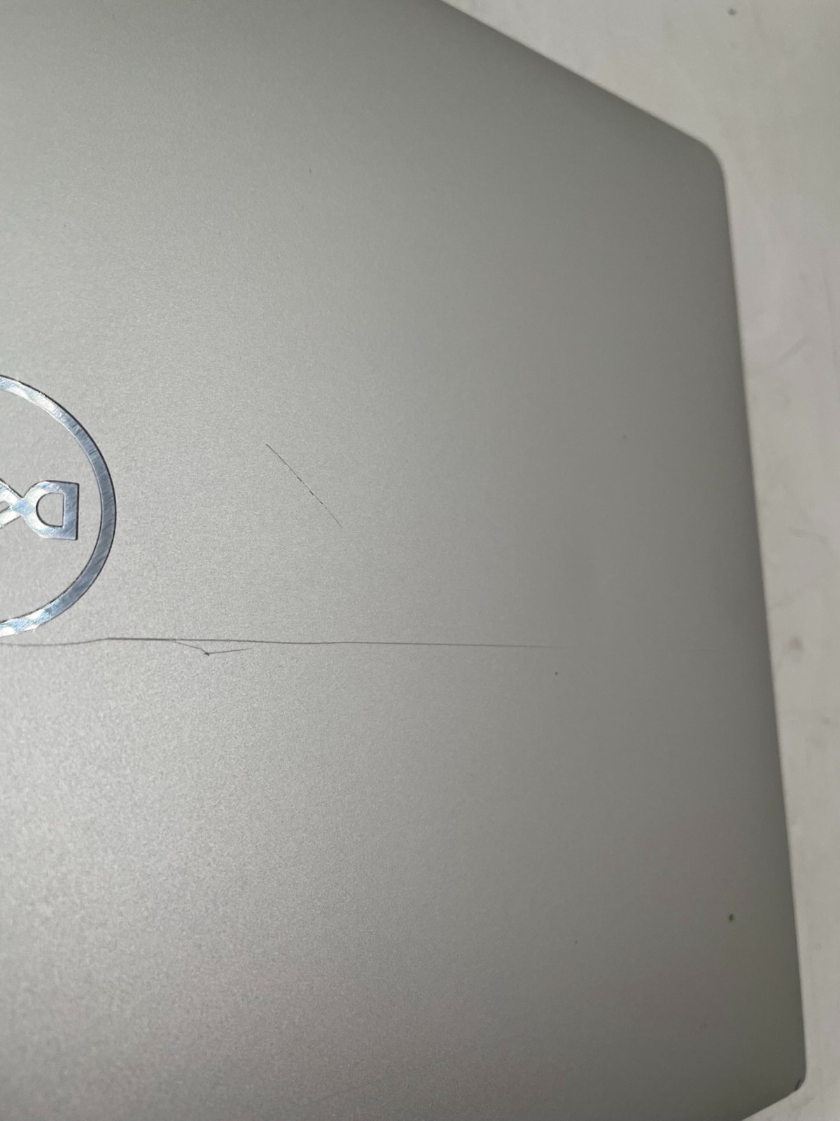 Dell XPS 9380 | 13″ | i7 8th Gen | 16GB RAM | 256GB SSD | 30-Day Warranty