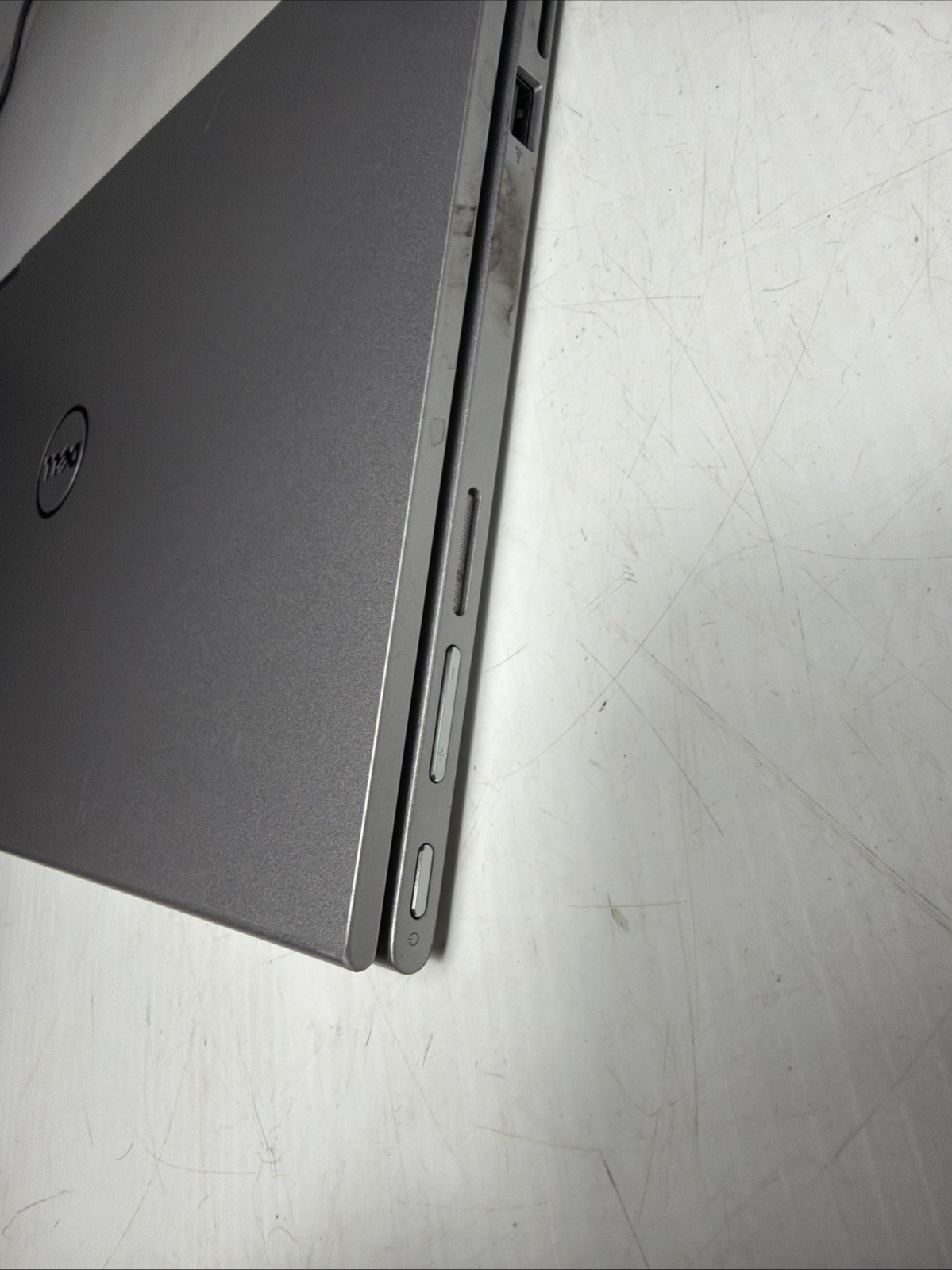Dell Inspiron 11-3147 Laptop Intel Pentium N3540 2gb Ram No Drives Boots Bios