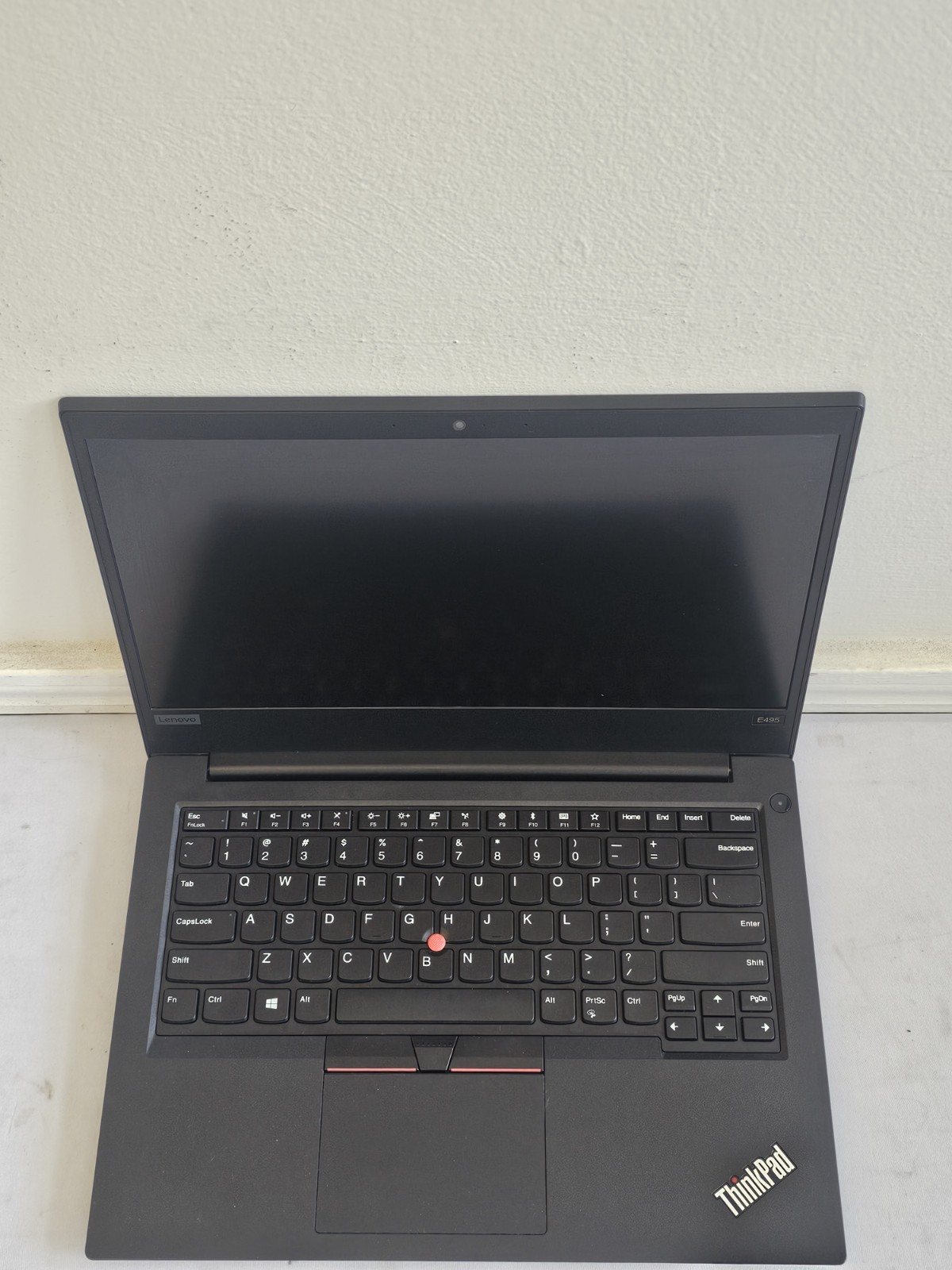 Lenovo ThinkPad E495 Laptop AMD Ryzen 5-3500u 8GB RAM 256GB SSD BAD BATT Win 10