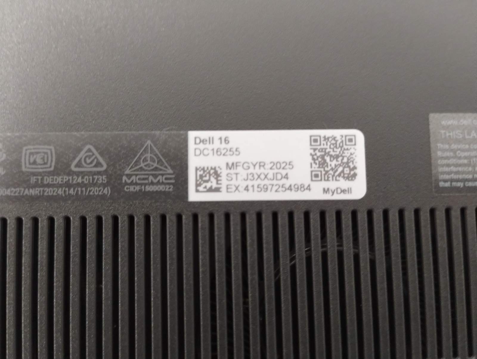 DELL 16 DC16255 WRC27, AMD Ryzen 7 250, 3.30 GHz, 16 GB RAM, 1 TB NVMe SSD