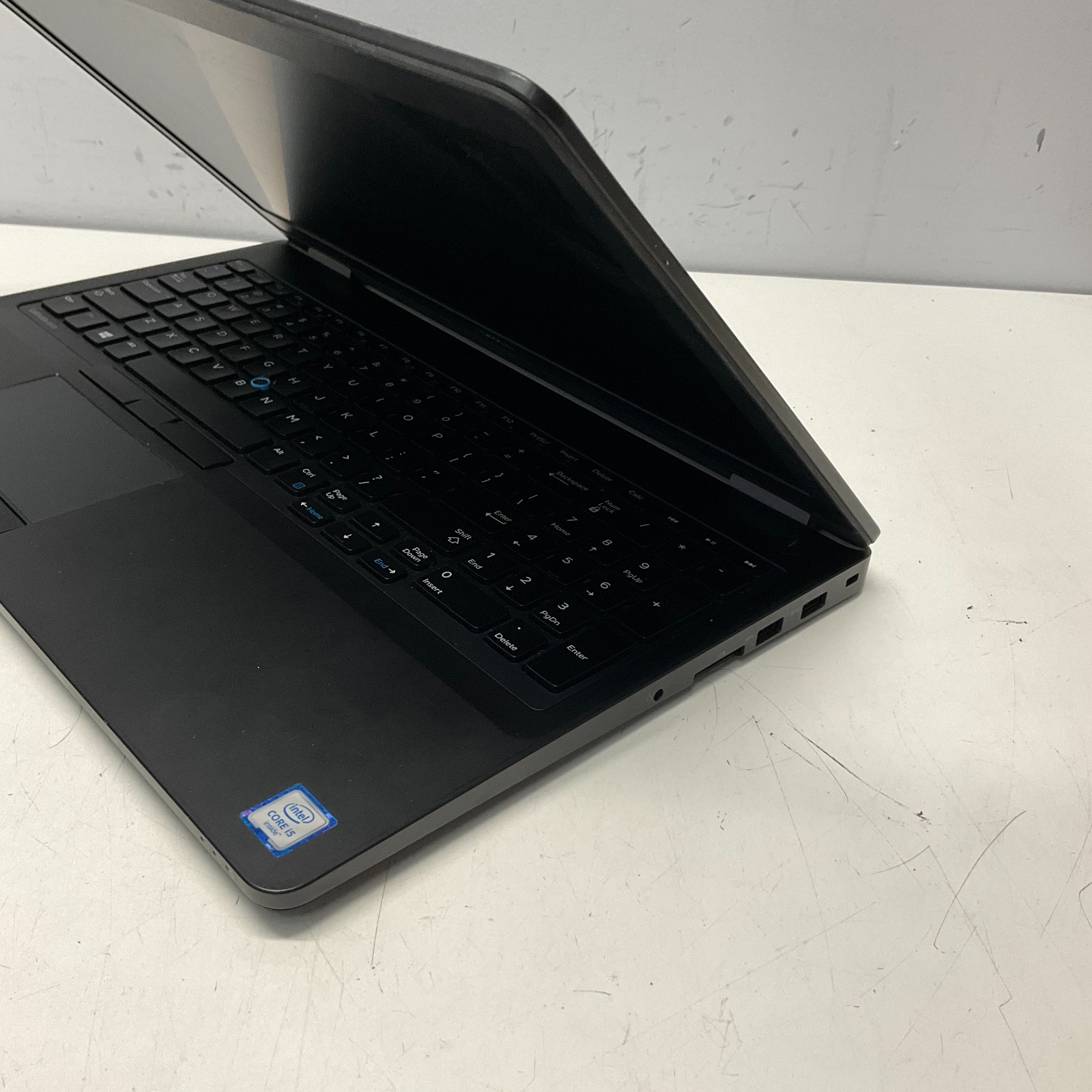 Dell Latitude E5570 Intel Core i5-6200U – 8GB Ram- 256GB SSD Windows 10 NO BAT