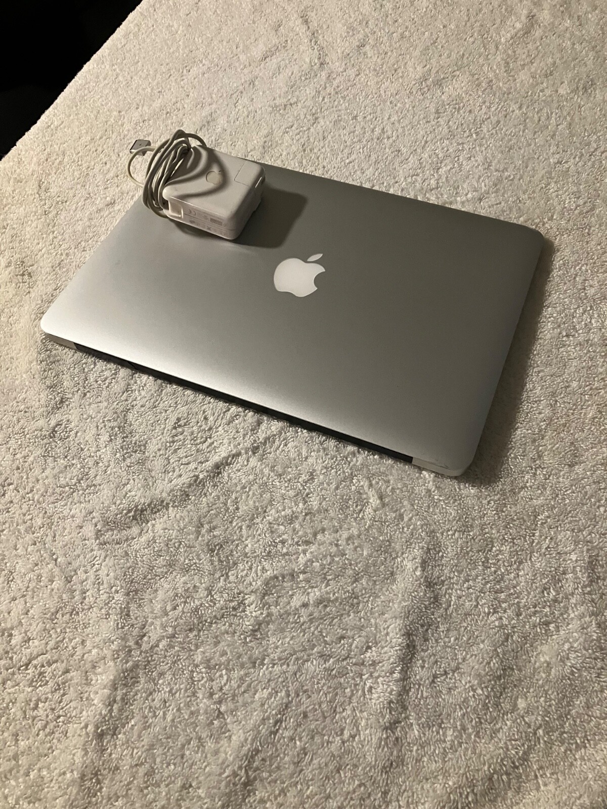 Apple MacBook Pro 13″ A1278 Intel Core i5 2.5Ghz 8GB RAM 500GB SSD New Battery