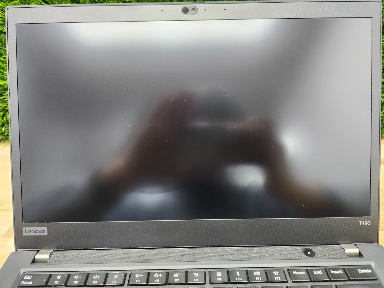 Lenovo ThinkPad T490 14″ FHD i5-8365U 1.6GHz 16GB 256GB SSD Windows 11 Pro READ~