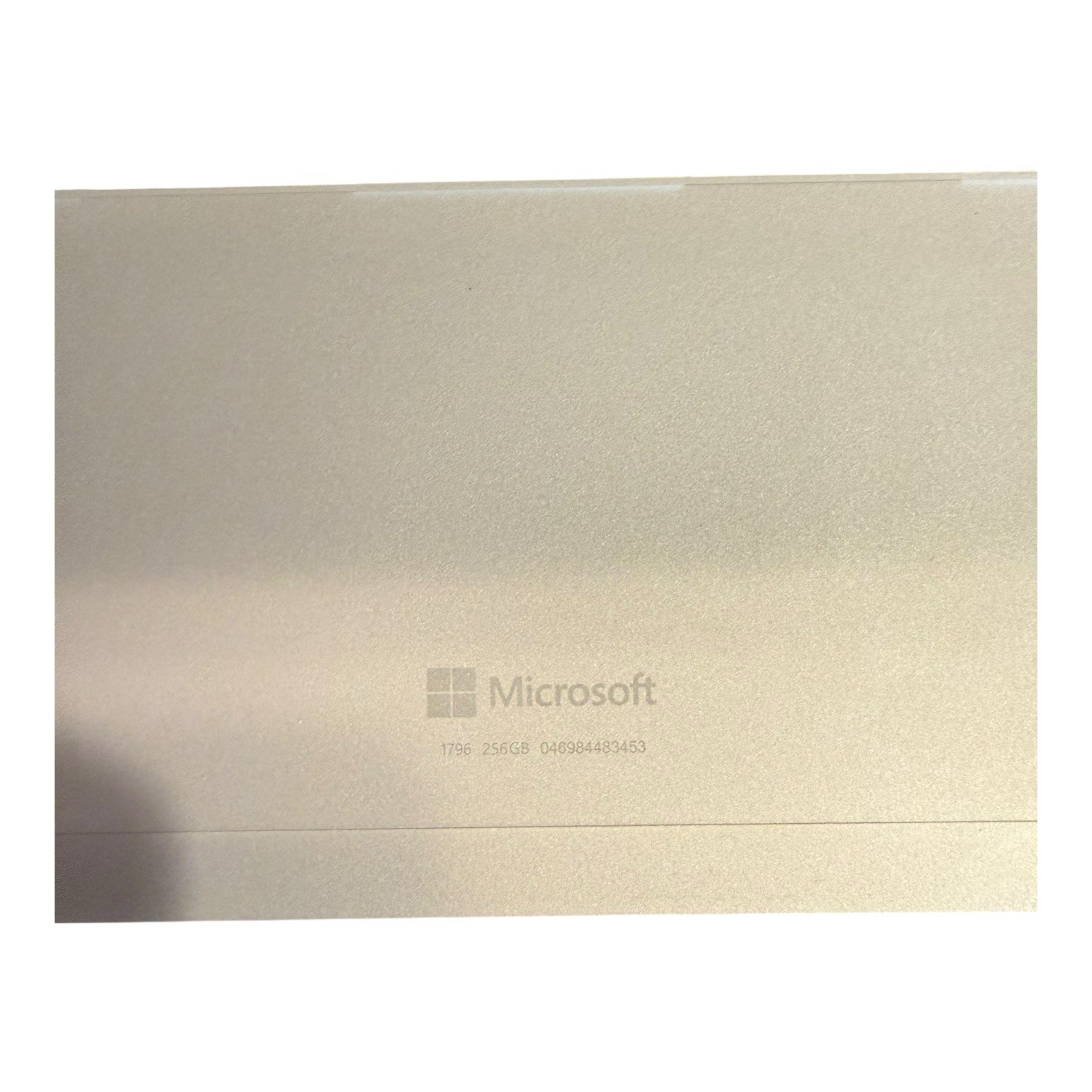 Microsoft Surface Pro 5 12.3 inch (256Gb, Intel i7 2.6GHz, 8GB RAM – Used – 1796