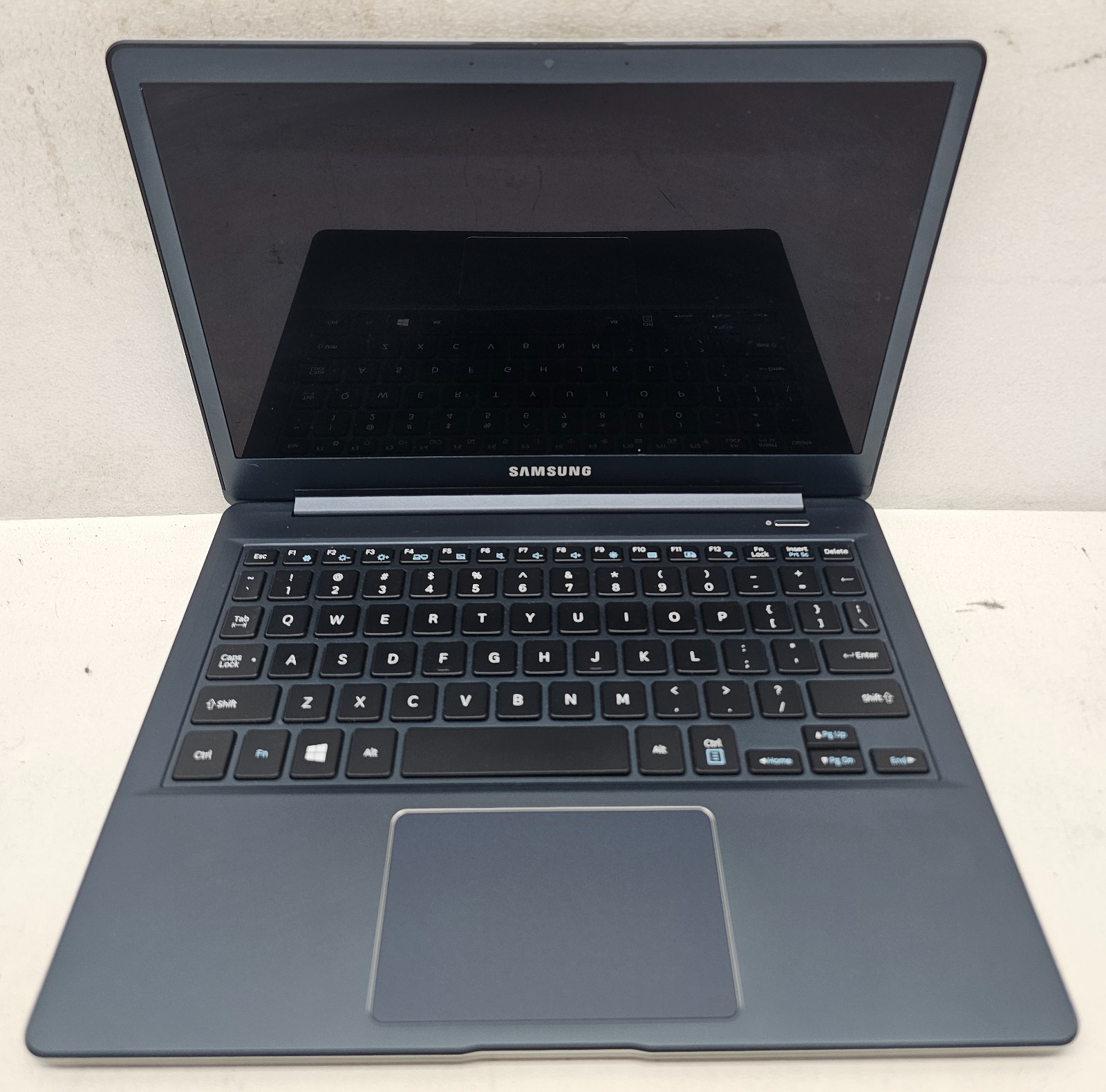 Samsung ATIV Book 9 NP930X2K Laptop Intel Core M 5Y31 NO RAM/HD/OS/POWER (FL)