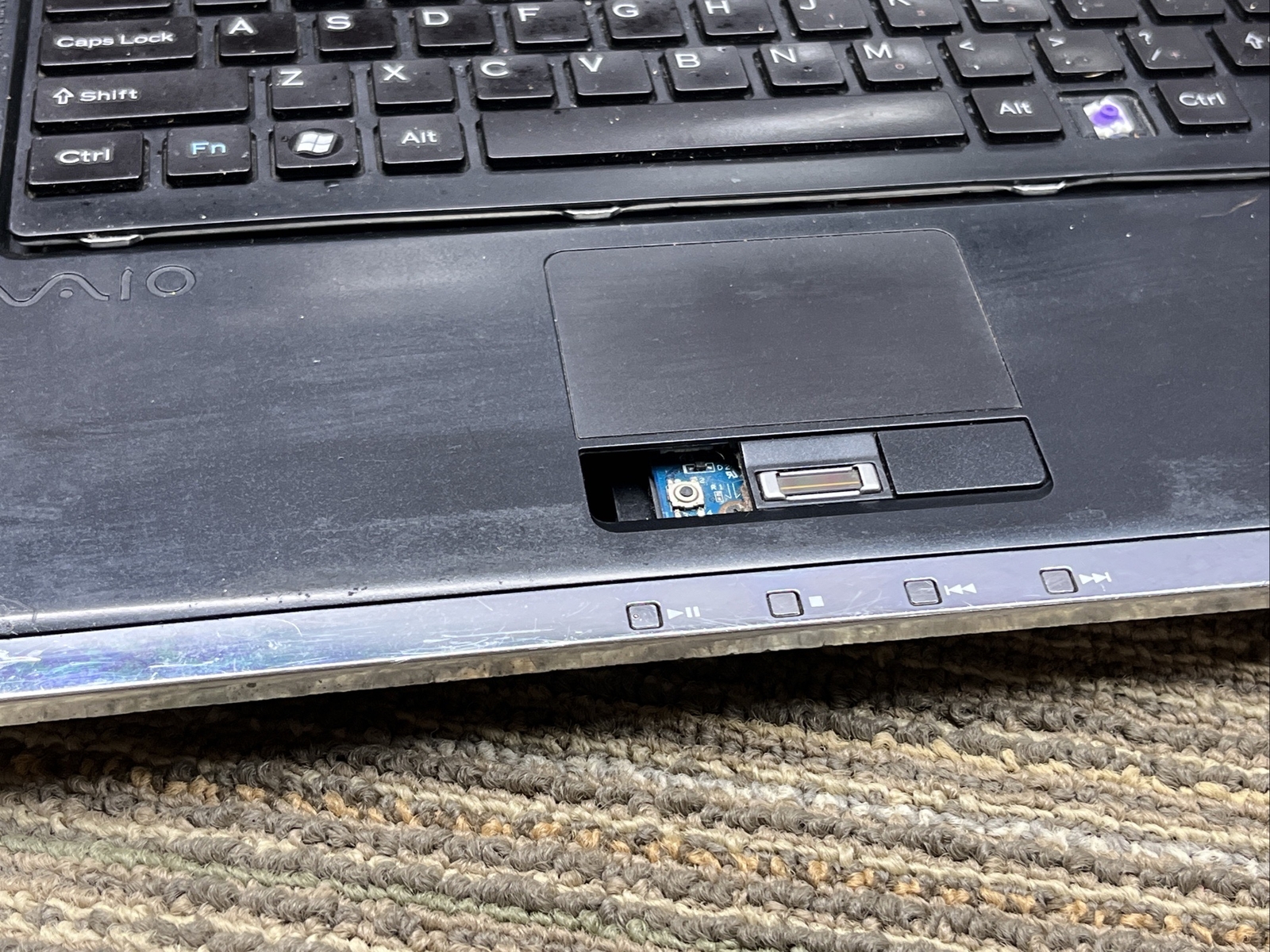Sony VAIO PCG-5K1L 15″ (AS IS) Intel Centrino – 8907
