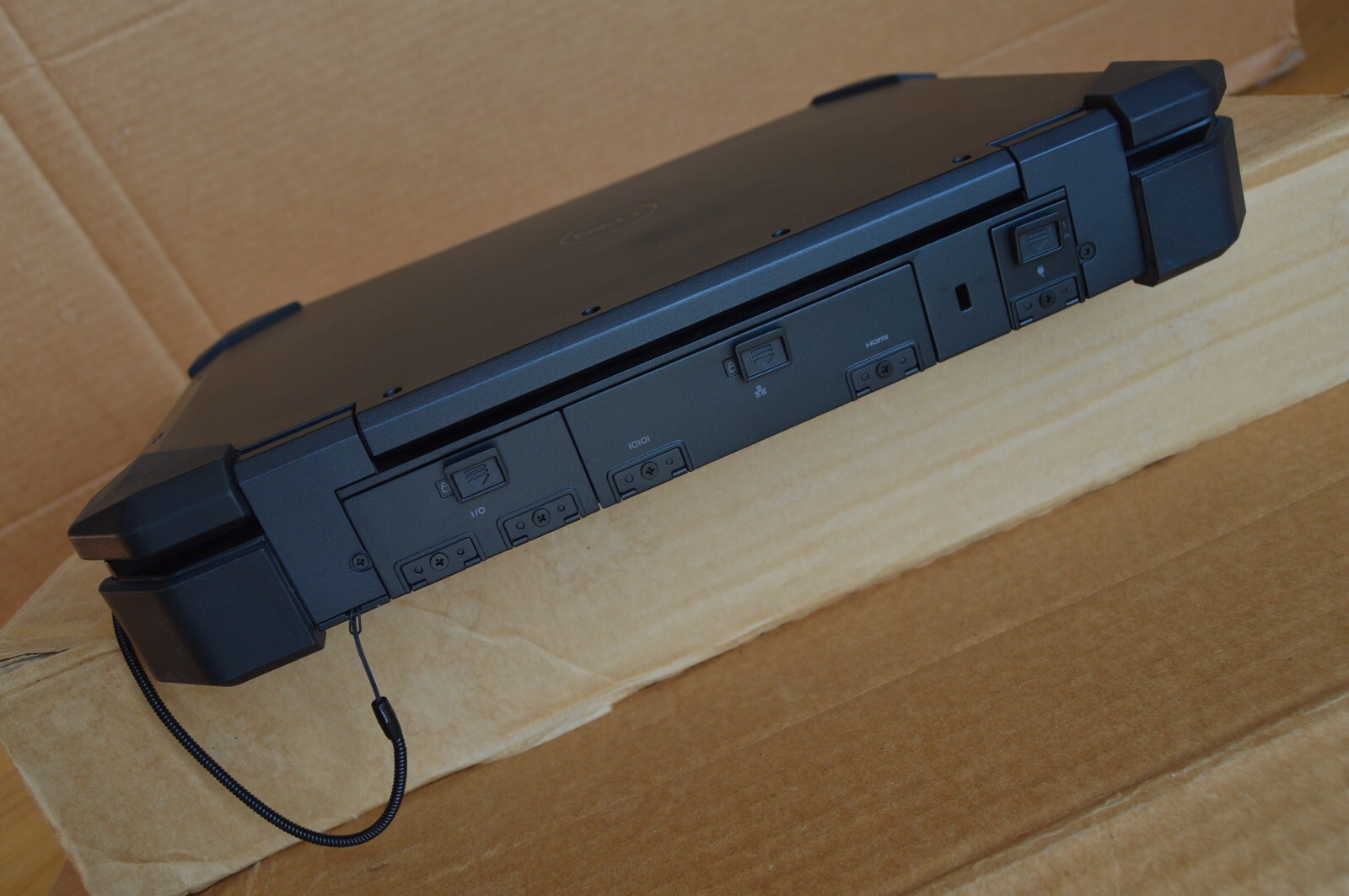 Dell Latitude 14 Rugged Extreme 7424 FHD Touch i5-8350U 16GB 512GB SSD GPS