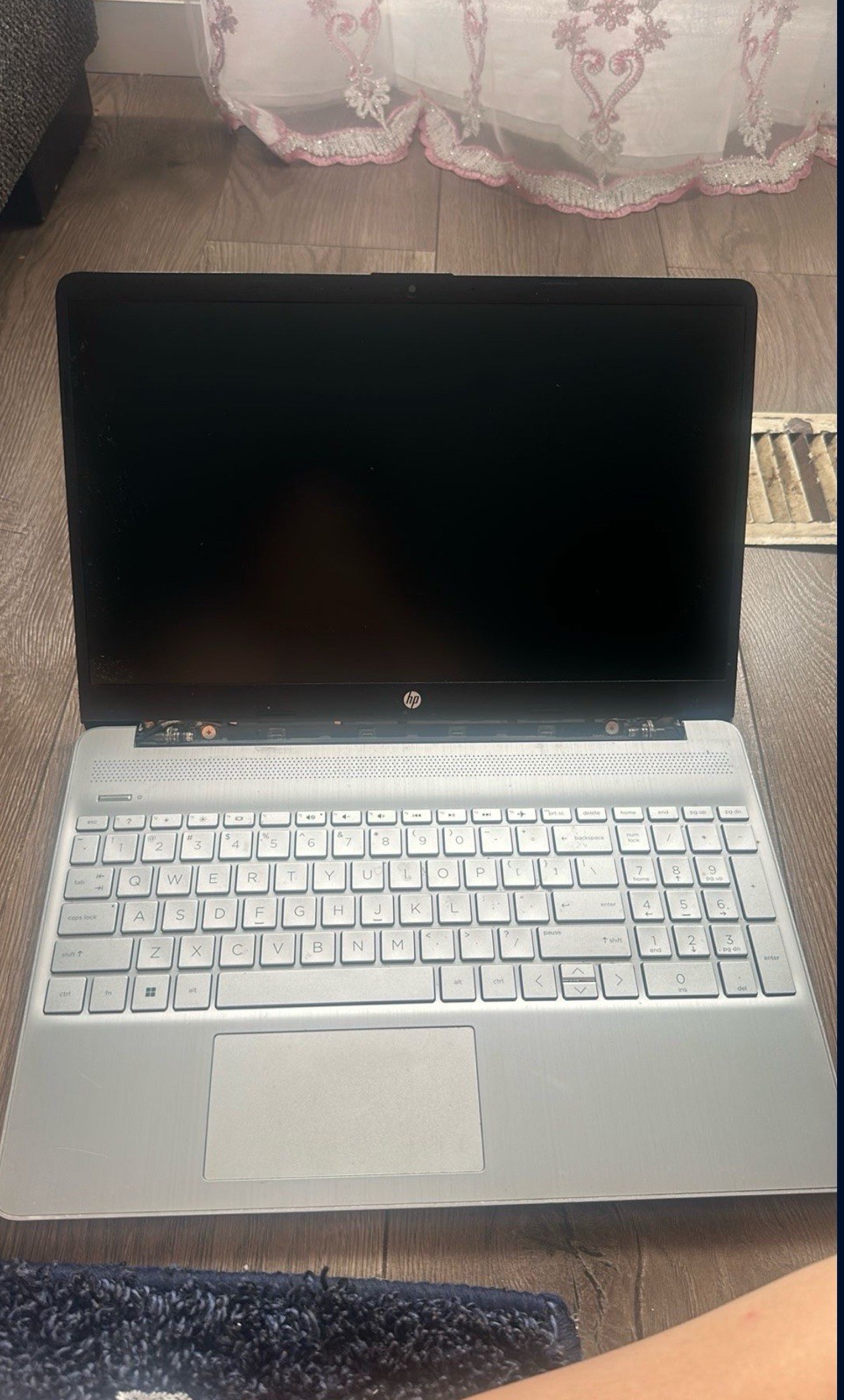 High-Performance 15.6″ Windows 11 Laptop – 4GB/128GB, Perfect for Home & School