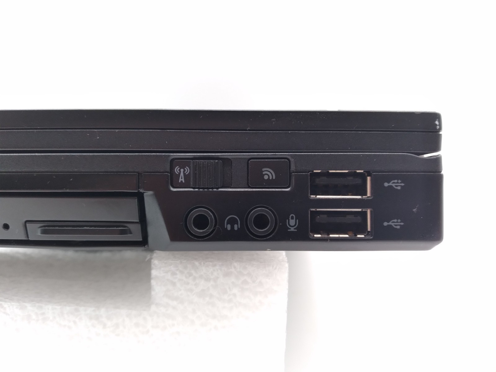 Dell Latitude E6400 Intel Core 2 Duo @ 2.8GHz 4GB RAM 150GB HDD Windows 7 Pro