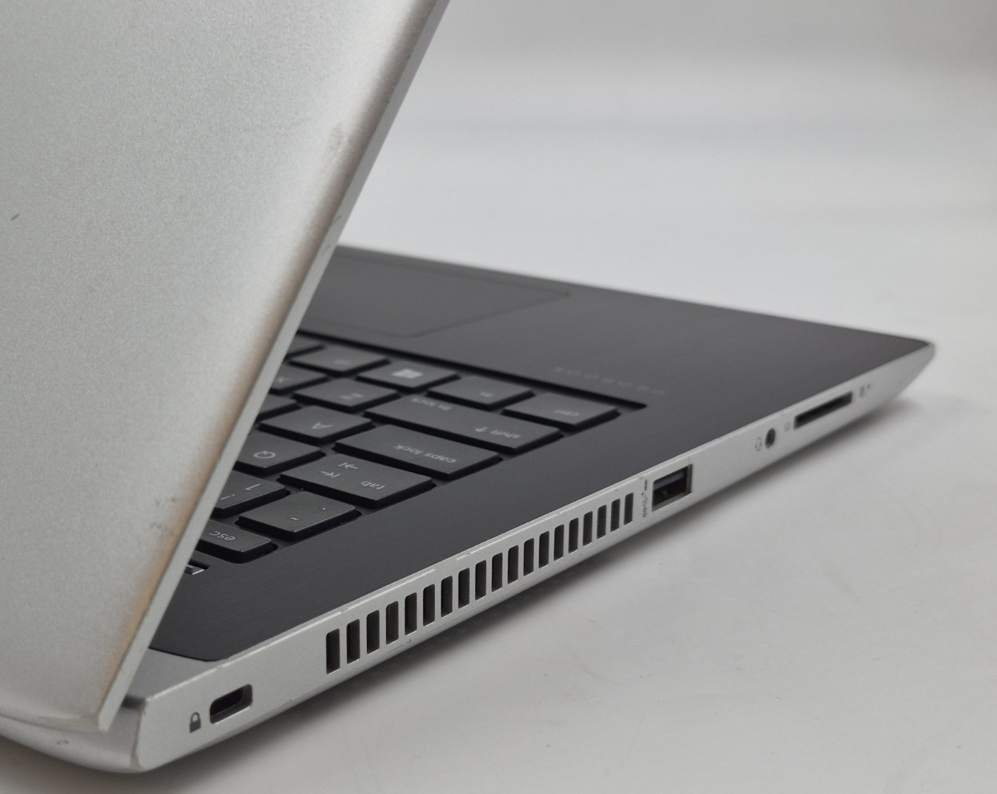 HP ProBook 440 G5 i5-7200U 2.50GHz 20GB RAM 256GB NVMe W11P Laptop