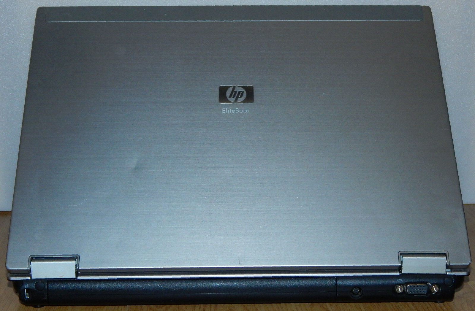 14,1″ Laptop Notebook HP EliteBook 6930p 2x 2,4 GHz P8600 250GB 2GB Win XP WLAN