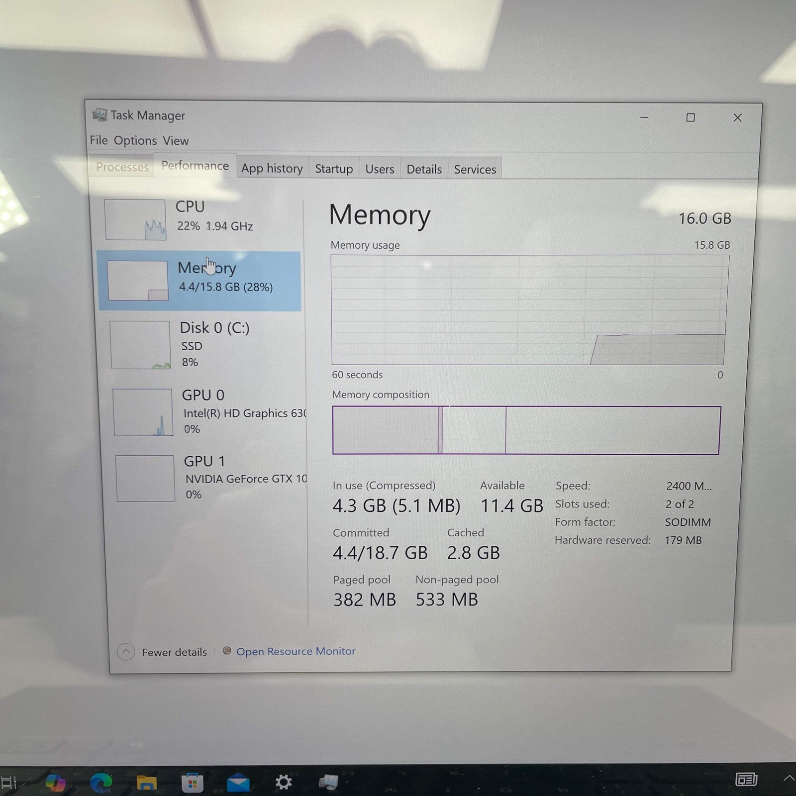 Dell XPS 9560 15.6″ i7-7700HQ 2.8GHz 16GB RAM 1TB SSD GeForce GTX 1050