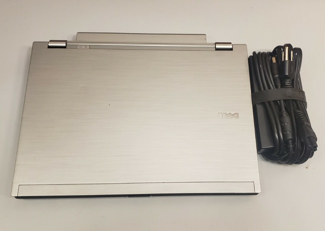 Dell Latitude E6410 Core i7 M620 2.67GHz 4GB RAM 500GB NVIDIA BLUETOOTH 1440×900