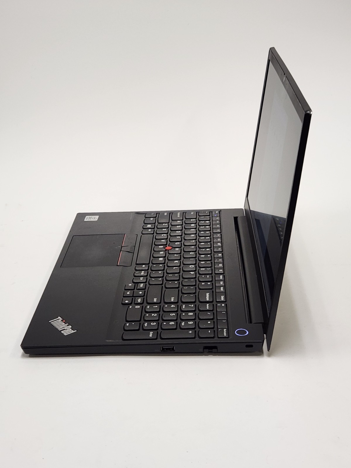 Lenovo ThinkPad E15 15.6″ FHD Intel i7-10510U 1.8Ghz 16GB RAM 512GB SSD W11P