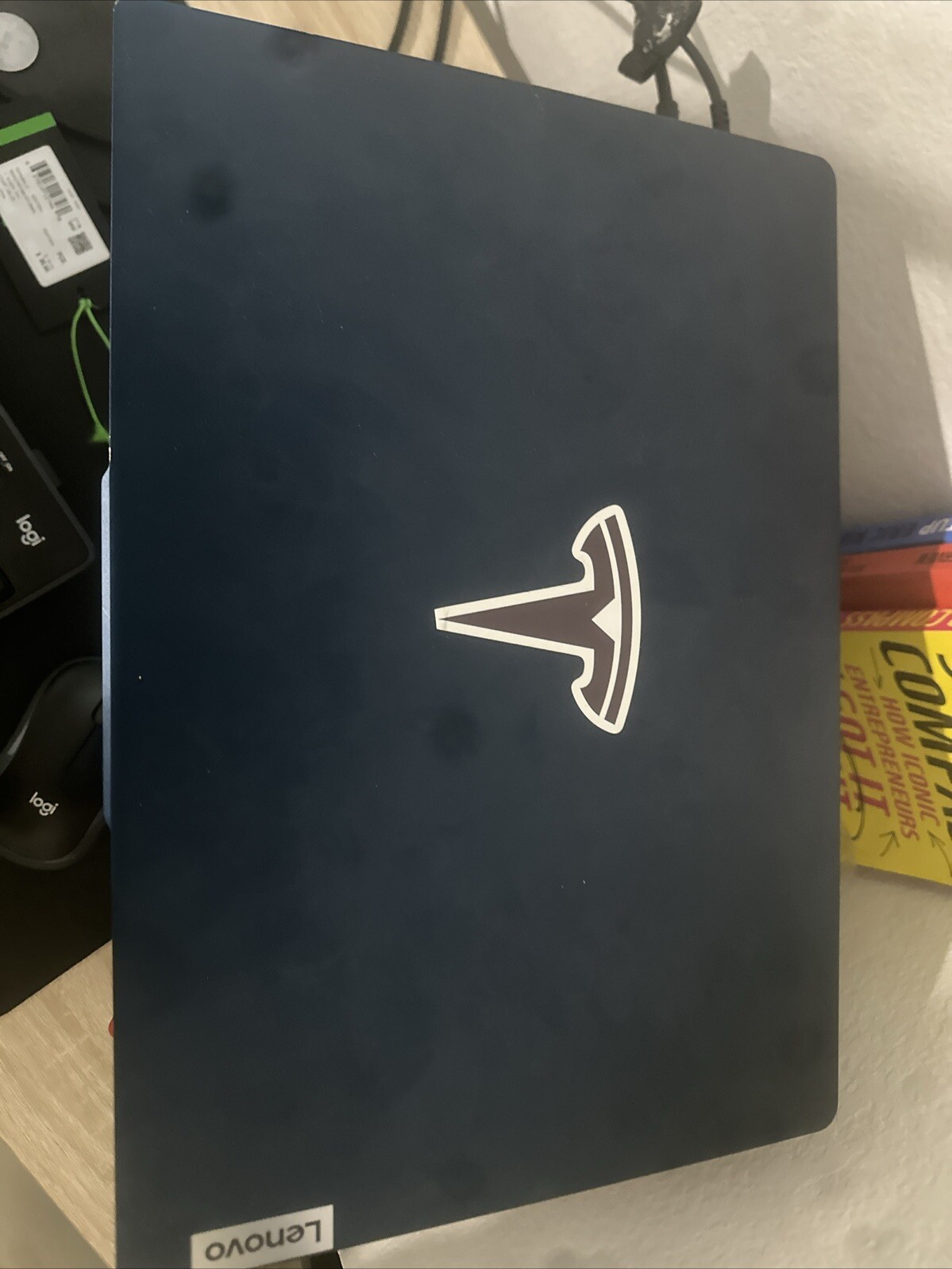 Lenovo Slim 3 Chromebook 14″ Touch (64GB eMMC, MediaTek Kompanio 500 Series,…