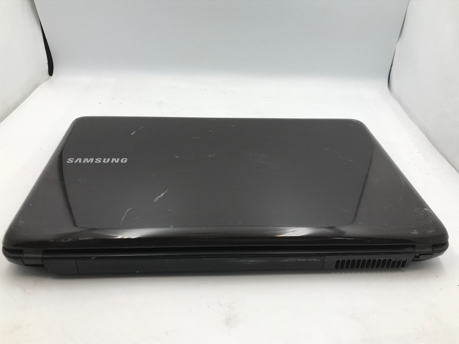 Samsung R540 15″ Laptop Intel Core i3-380M 3 Gb RAM – DEAD PIXELS – MZ