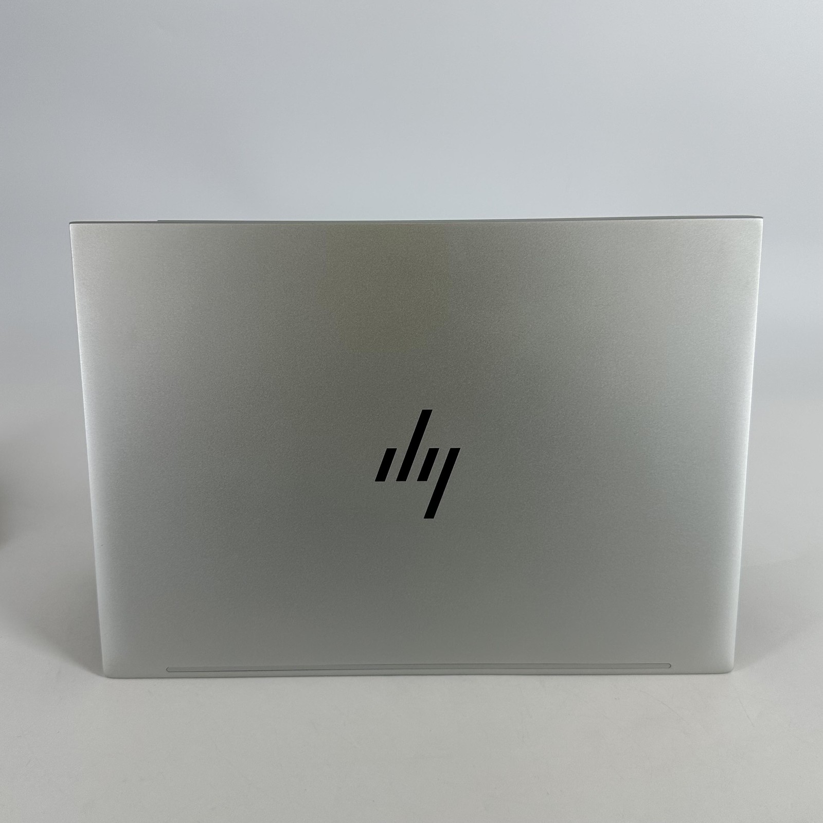 HP Elitebook 845 G10 14 FHD+ TOUCH 3.3 GHz Ryzen 7 PRO 7840U 16GB 512GB SSD