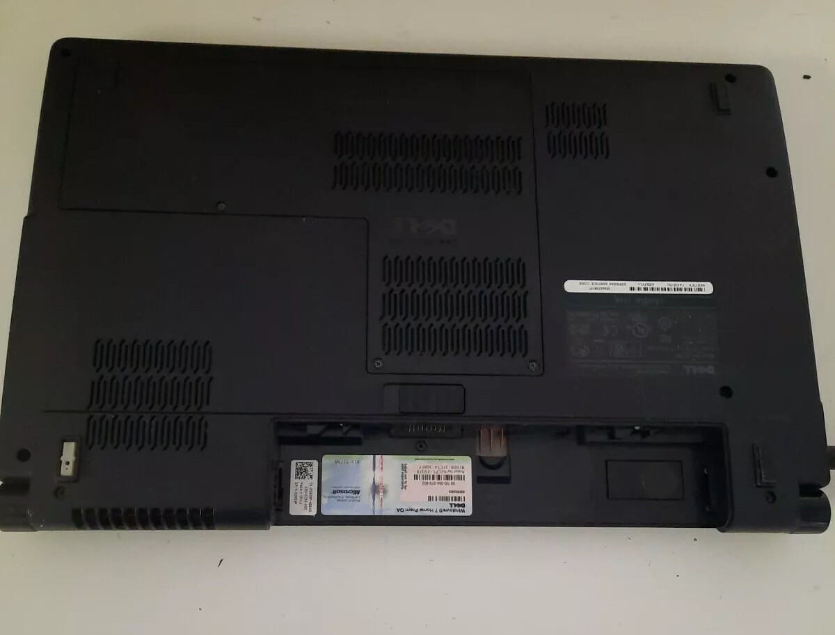 Dell Studio 1558 Core I3 CPU 2.13GHz 15”Screen **** Non working For Parts Only