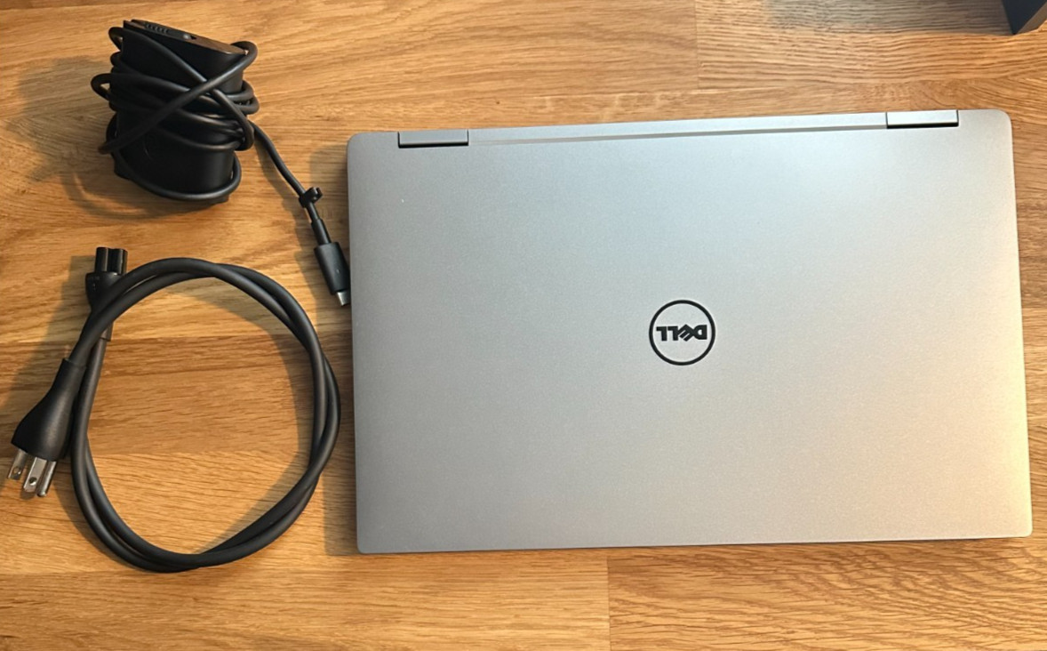 Dell XPS 13 9365 Touch Intel Core i7-7Y75 1.3GHz 16 GB RAM 256 GB SSD Win 10 Pro