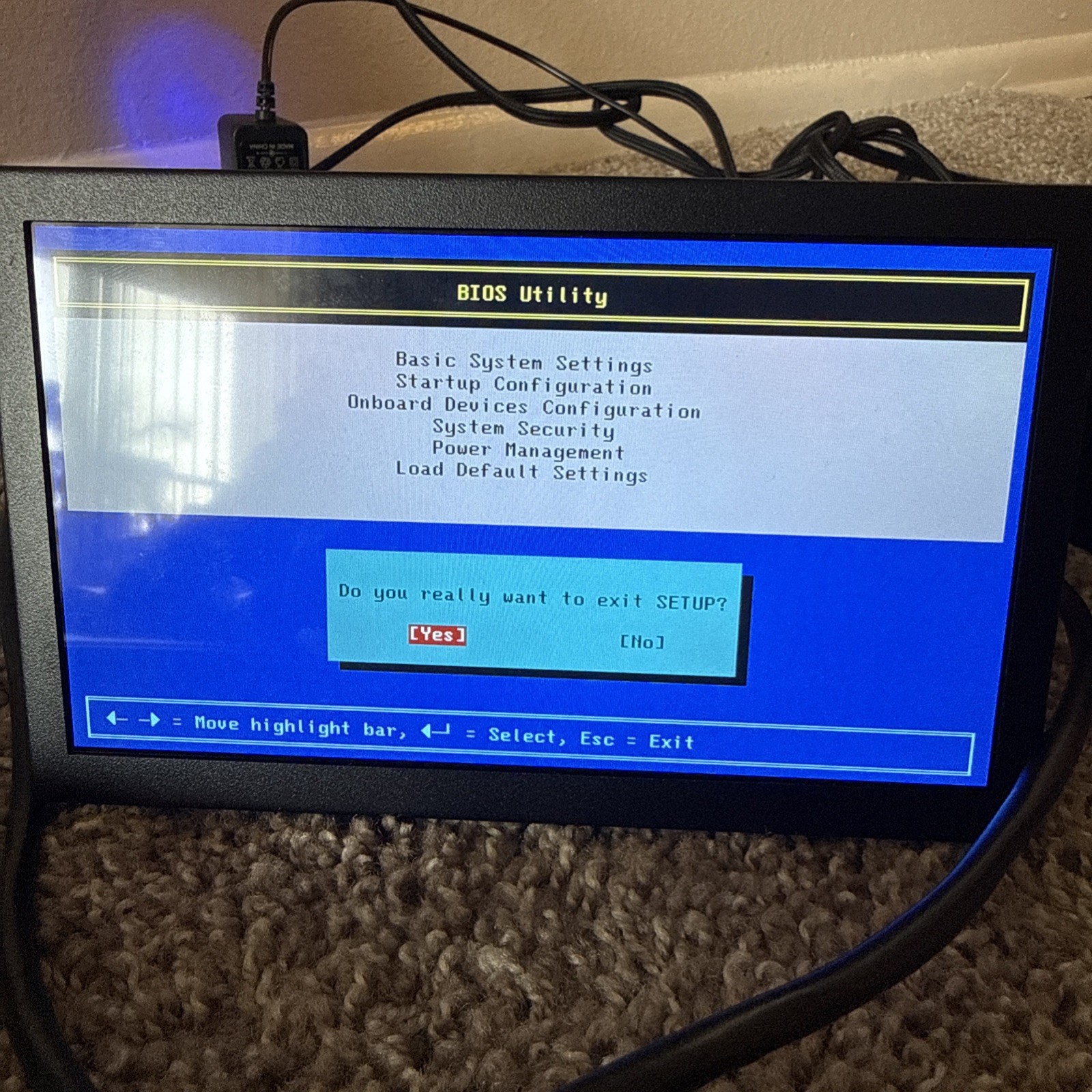 Vintage 1999 IBM ThinkPad i Series 2611-411 Pentium MMX 64MB 4GB Needs Repair