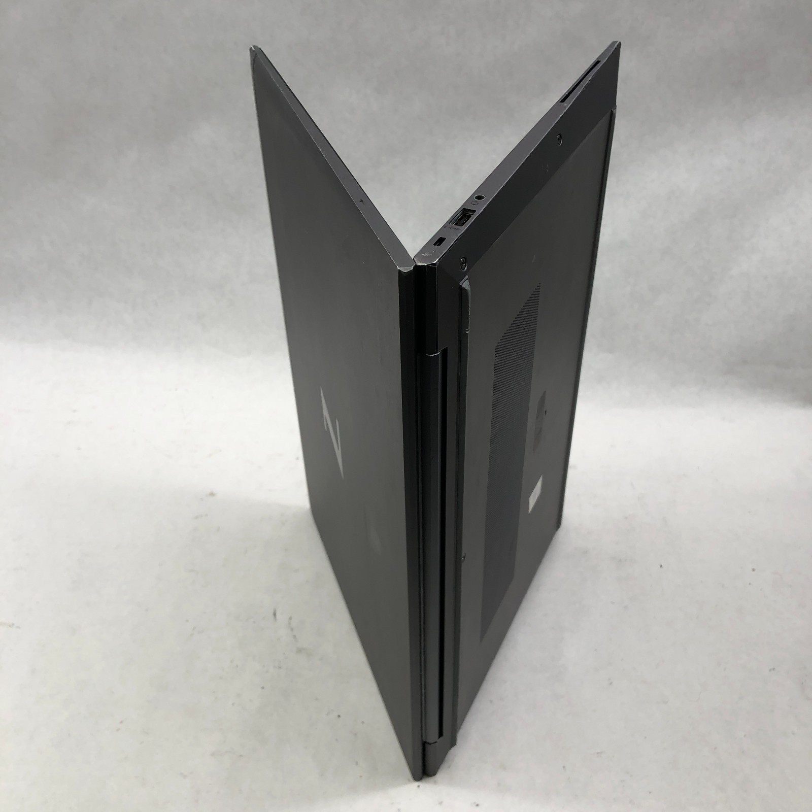 HP ZBook Firefly 15 G8 Mobile Workstation i7-1165G7 16GB RAM No SSD