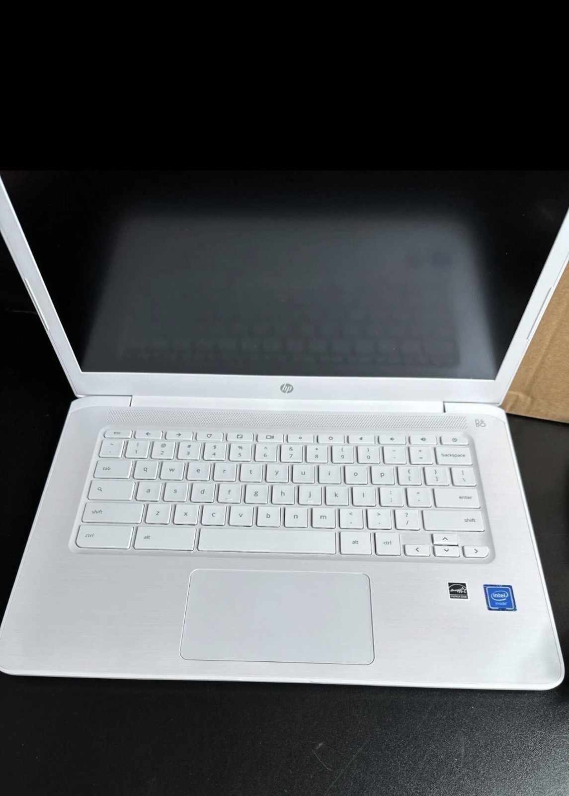 HP Chromebook 14-ca051nr White 14 Inch FHD IPS Display Laptop Excellent Cond
