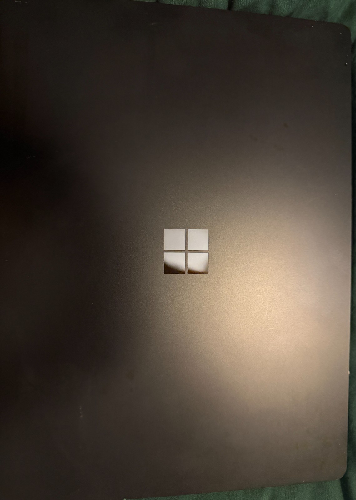 Microsoft Surface Laptop 5 13.5″ i7-1265U 16GB Ram 256GB SSD Good Condition