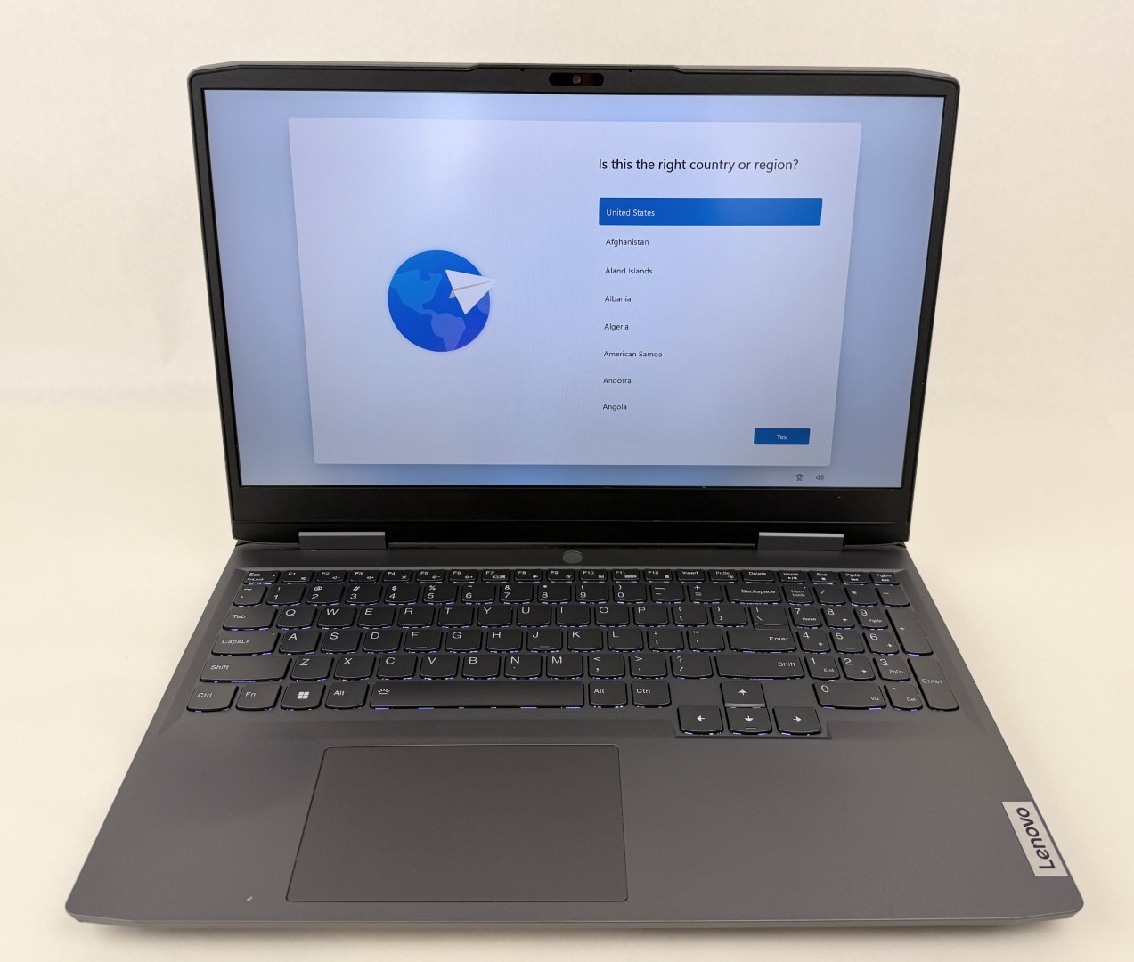 Lenovo LOQ 15IRH8 15.6″ FHD i5-13420H 8GB 1TB RTX 3050 W11H Gaming Laptop U