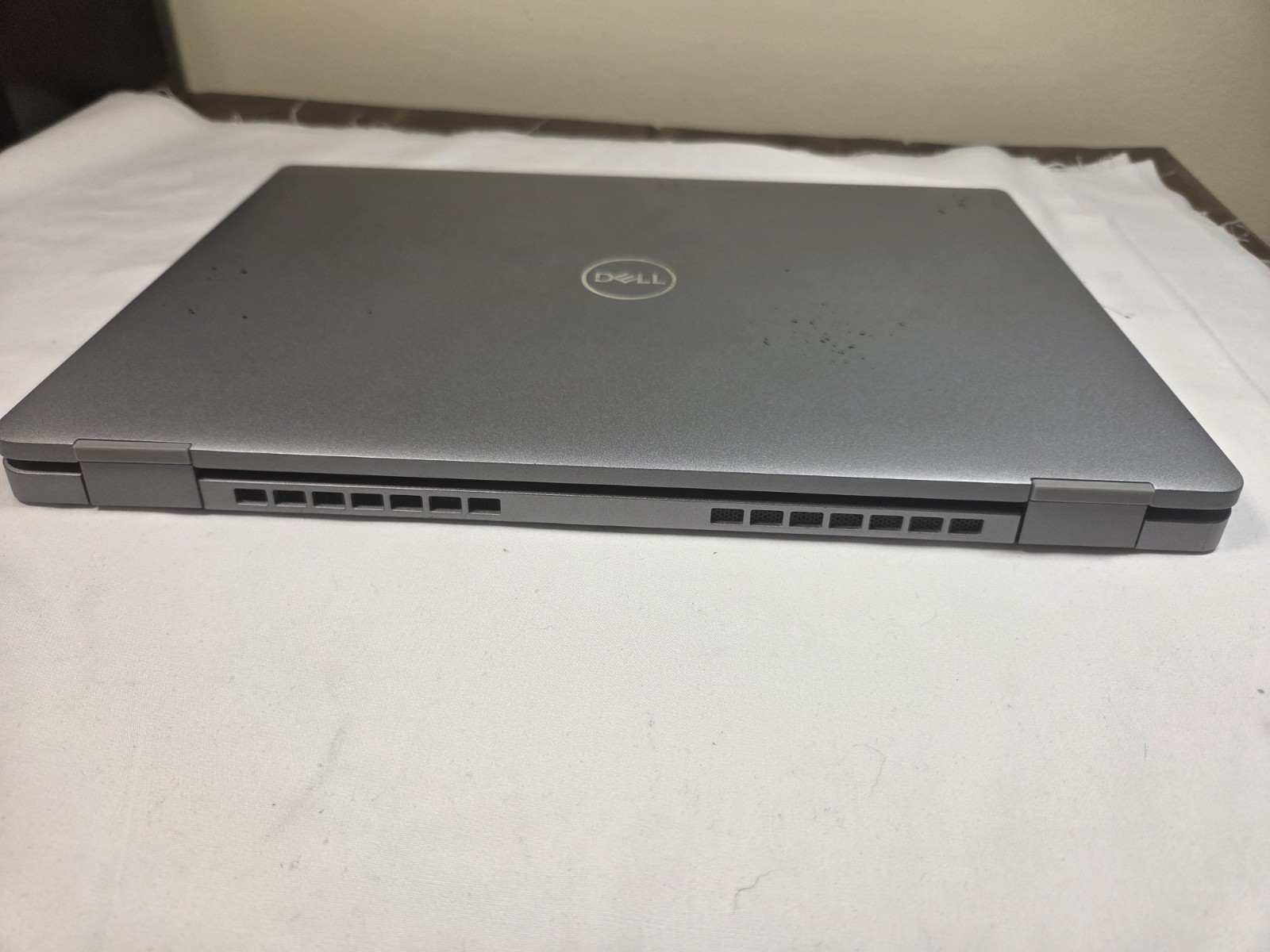 Dell Latitude 5320 13.3″ FHD 256GB SSD i5-1145G7 2.6GHz 16GB FCTY BOX BAT FAIR