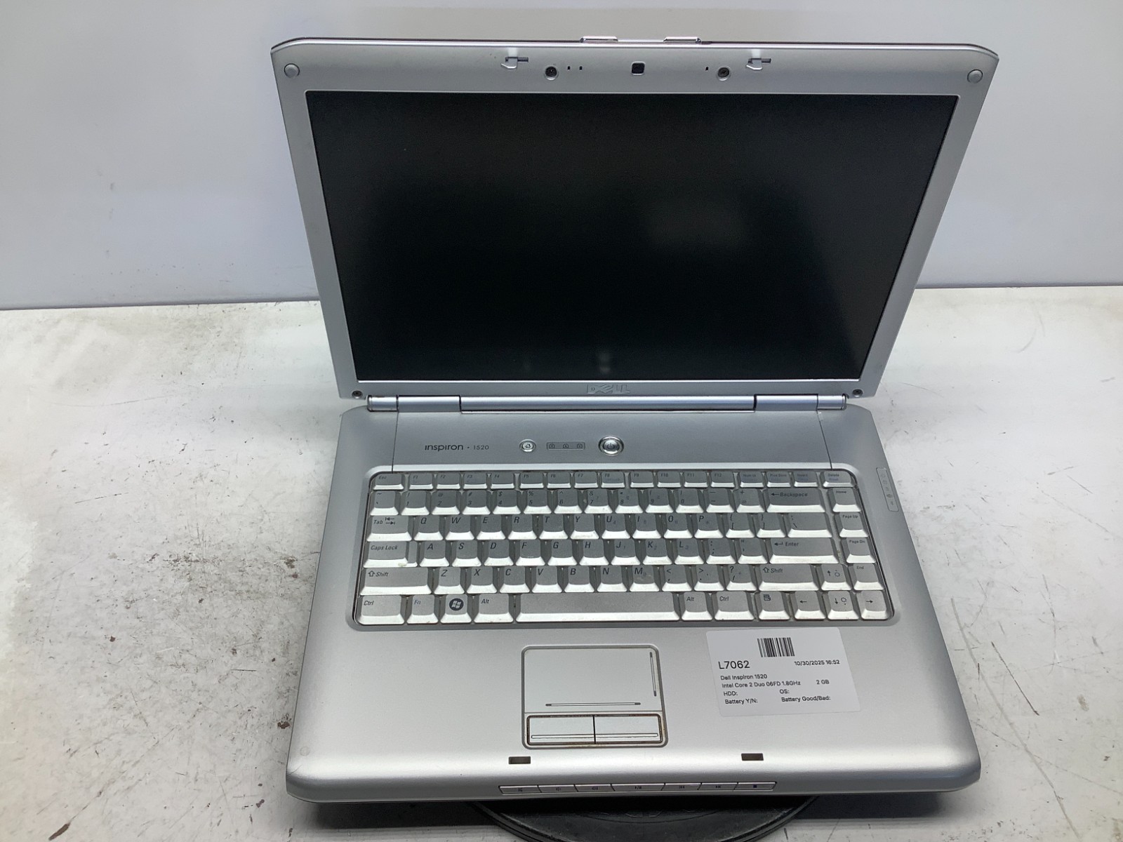 Dell Inspiron 1520 Intel Core 2 Duo 06FD 1.8GHz 2 GB NO HDD No Batt