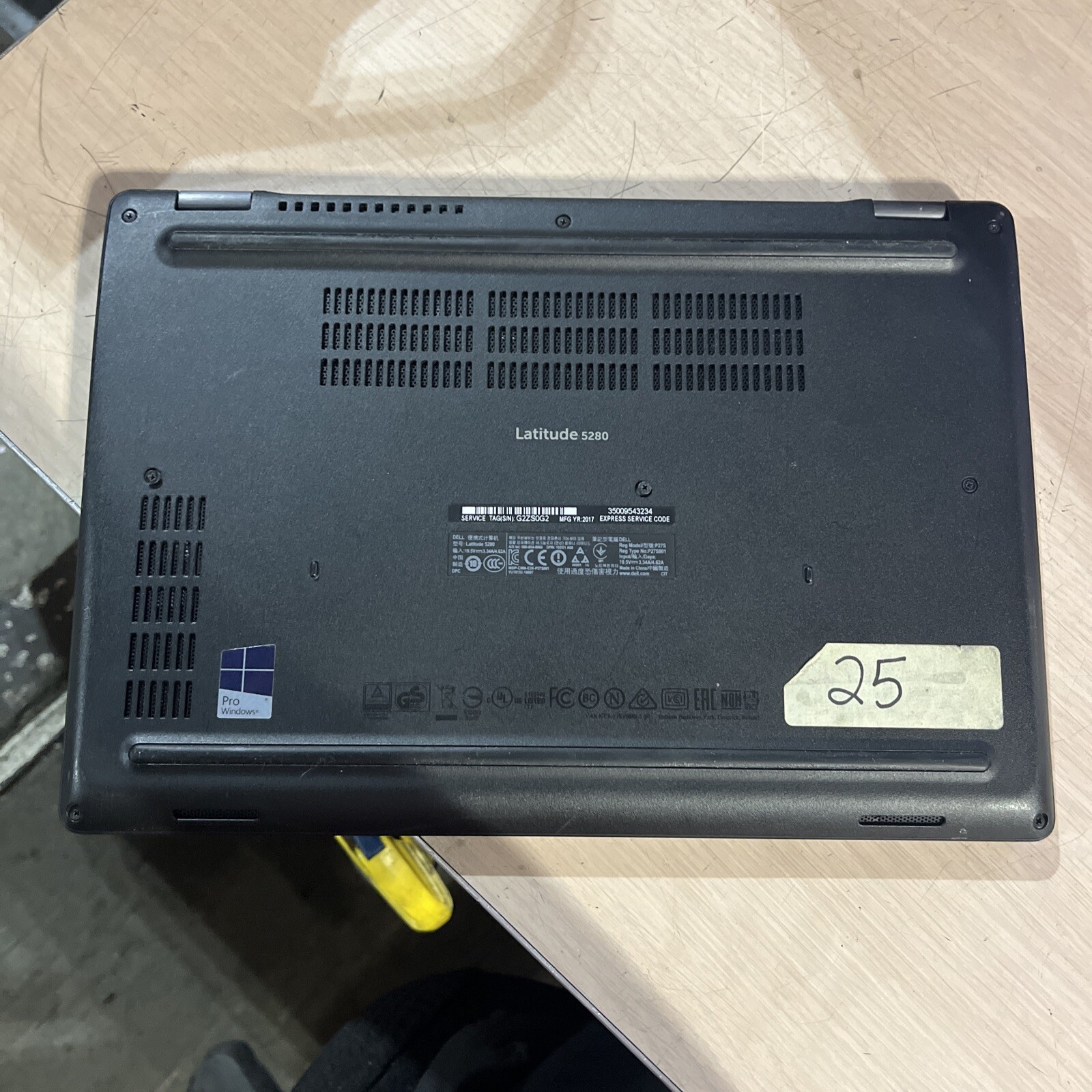 DELL LATITUDE 5280 INTEL CORE I3-7100U 2.40GHZ 8GB RAM NO HD ;;