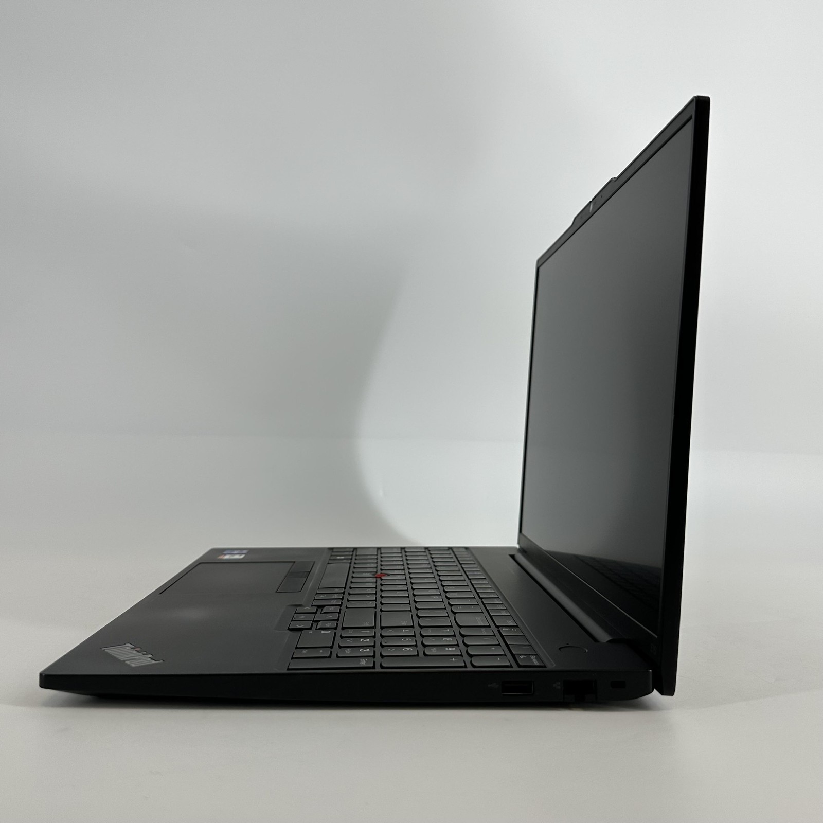 Lenovo ThinkPad E16 Gen 1 Black FHD+ 1.7 GHz i7-1355U 16GB 512GB SSD Good