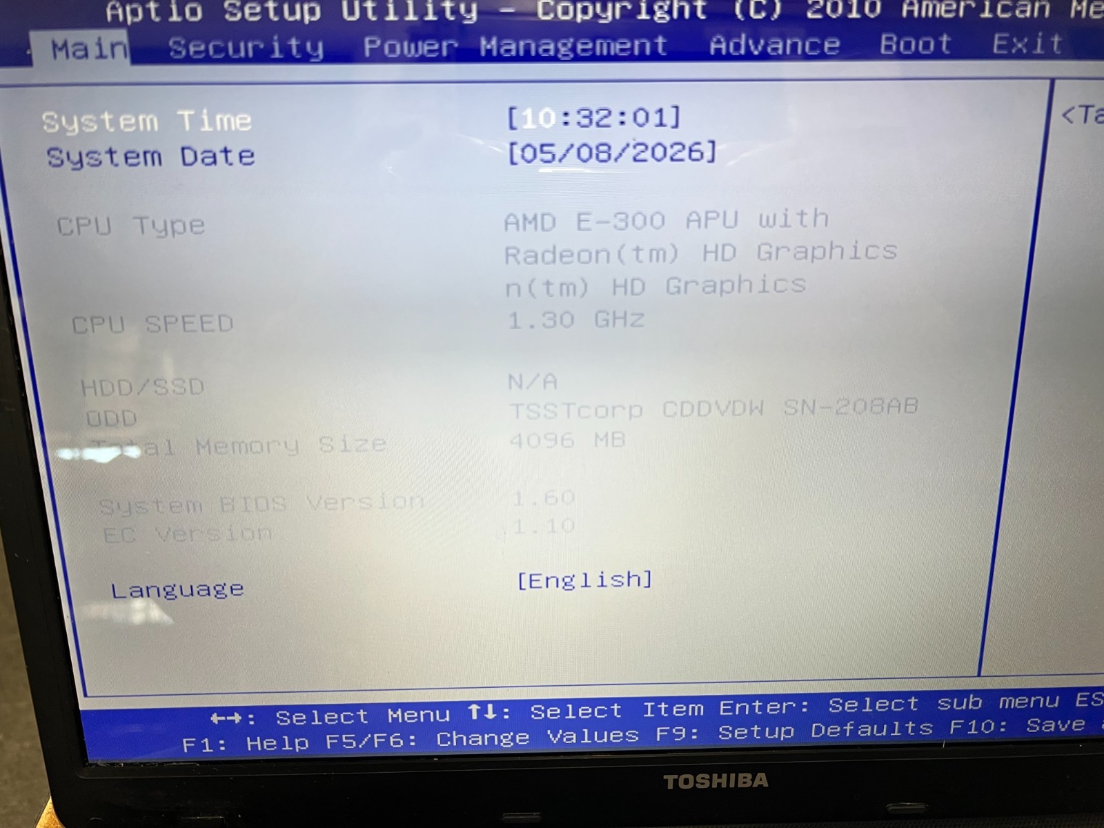 Toshiba Satellite C675D- S735 17.3″ AMD E-300 1.30 GHz 4 GB No HDD No OS