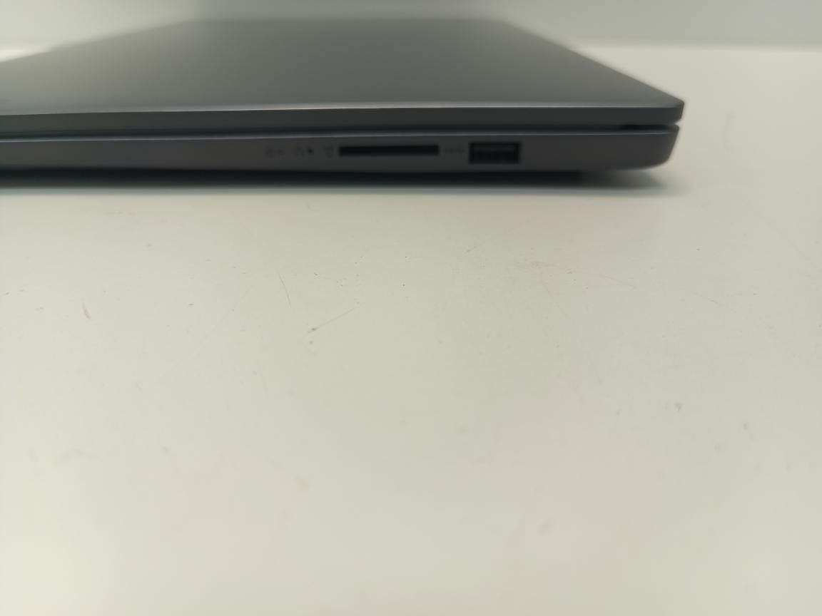 PRE OWNED LENOVO IDEAPAD SLIM 3 15IRU8 -16GB RAM-477GB-WINDOWS 11 HO (P23017183)