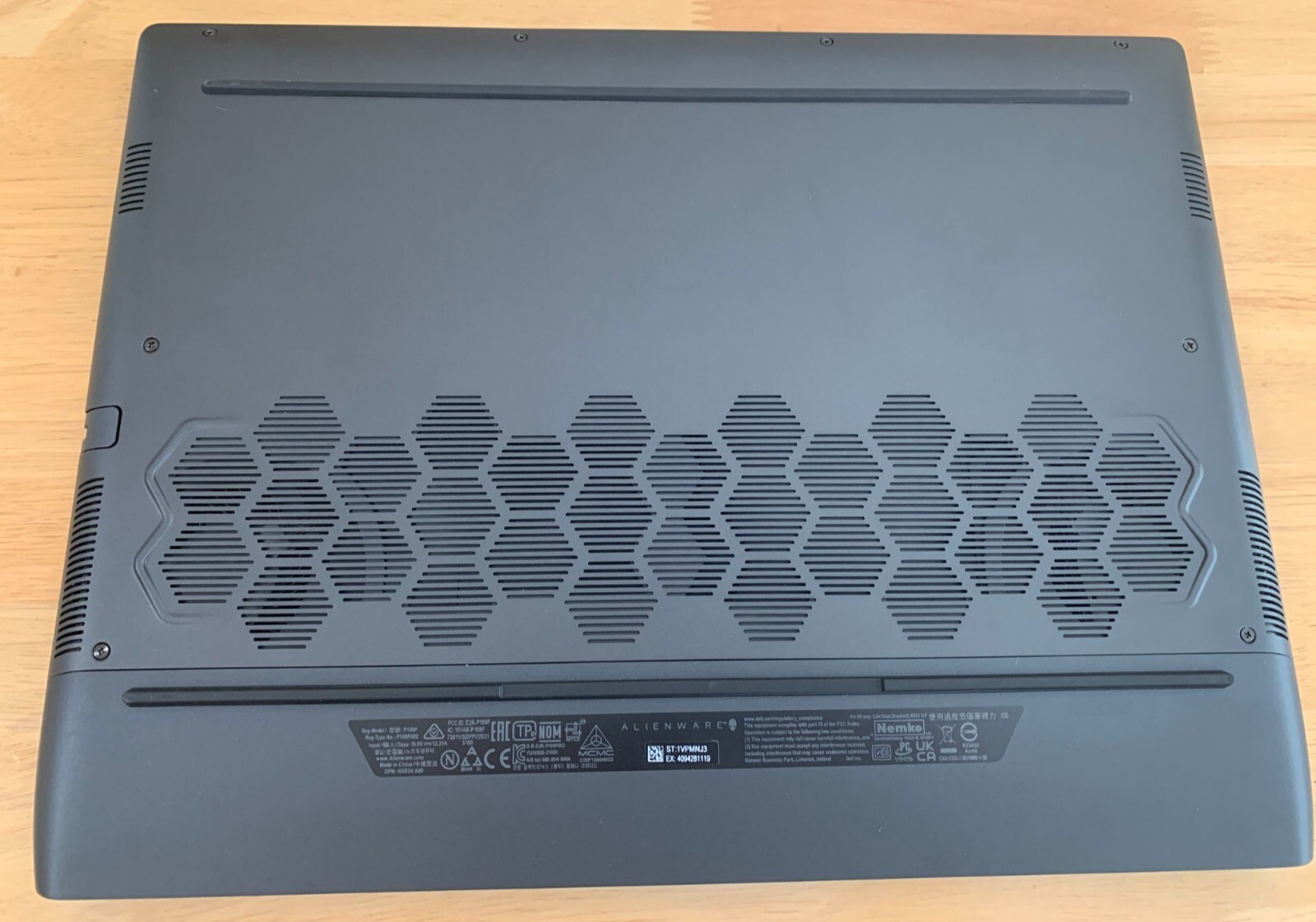 Dell Alienware m15 R5 Gaming laptop, Ryzen 7 5800H, RTX 3060,16GB DDR4,500GB SSD