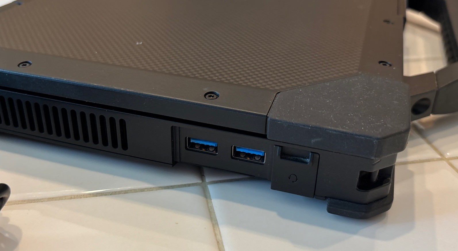 Dell Latitude 5430 Rugged FHD✓i5-1135G7✓16GB RAM✓1TB SSD✓ 2x Batteries non-touch