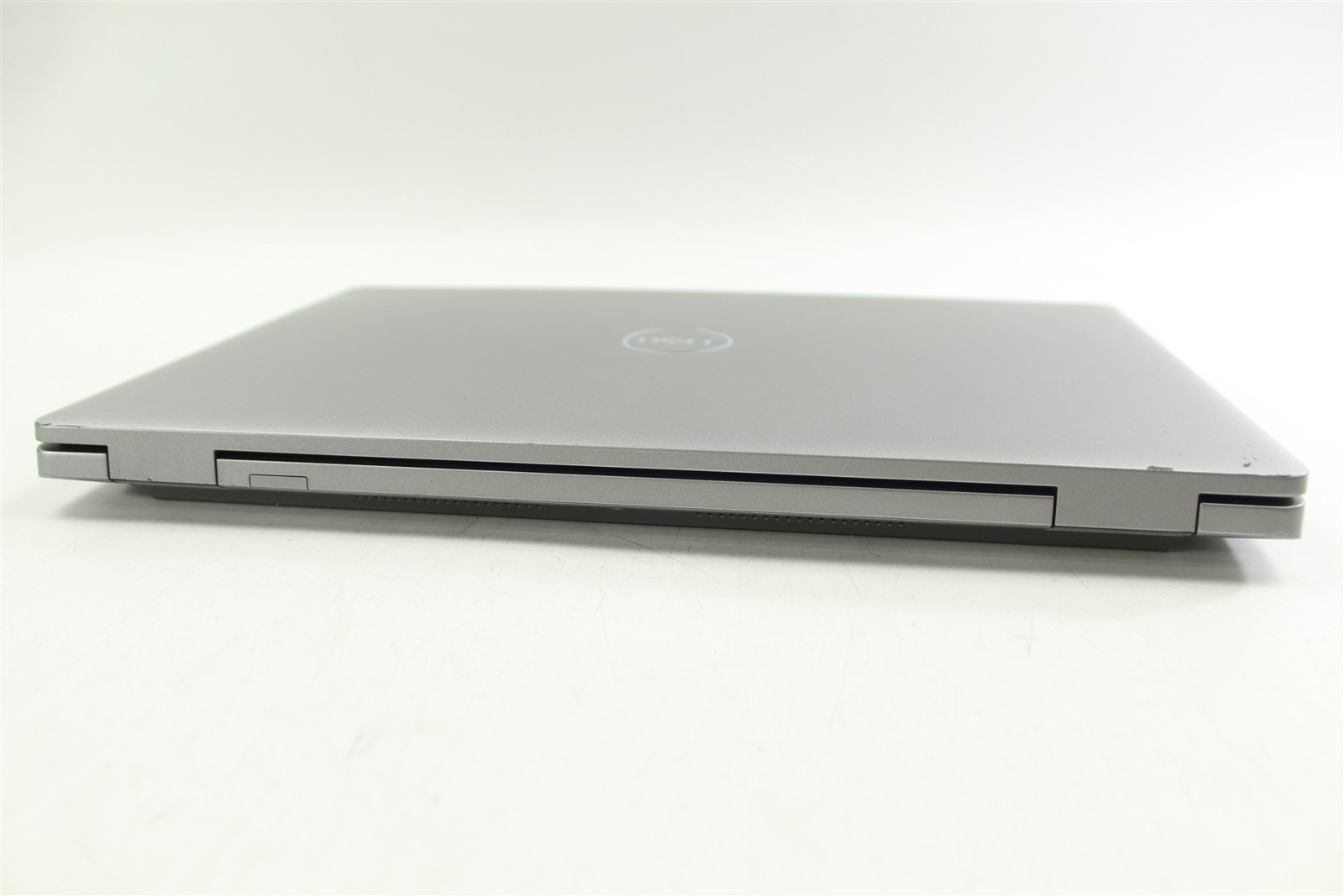 Dell Precision 3571 15.6″ FHD i7-12800H 2.4GHz 512GB SSD 16GB RAM T600 NO OS