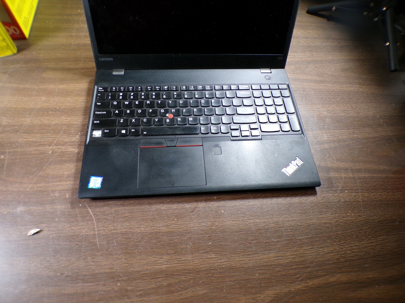 THINKPAD LENOVO T560 INTEL CORE i5-6300U 2.40GHZ 4GB RAM **NO HD/ NO CADDIE