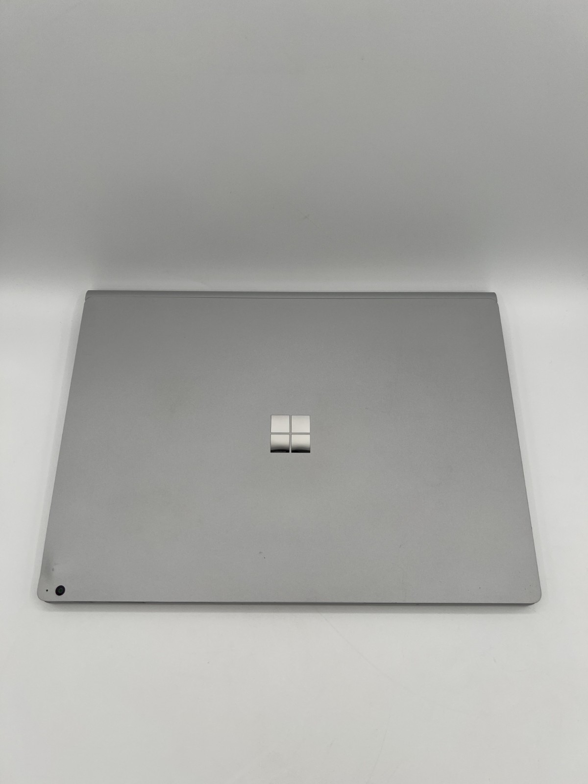 Microsoft Surface Book 3 15″ i7-1065G7 16GB 256GB SSD Ubuntu LTS 24.04