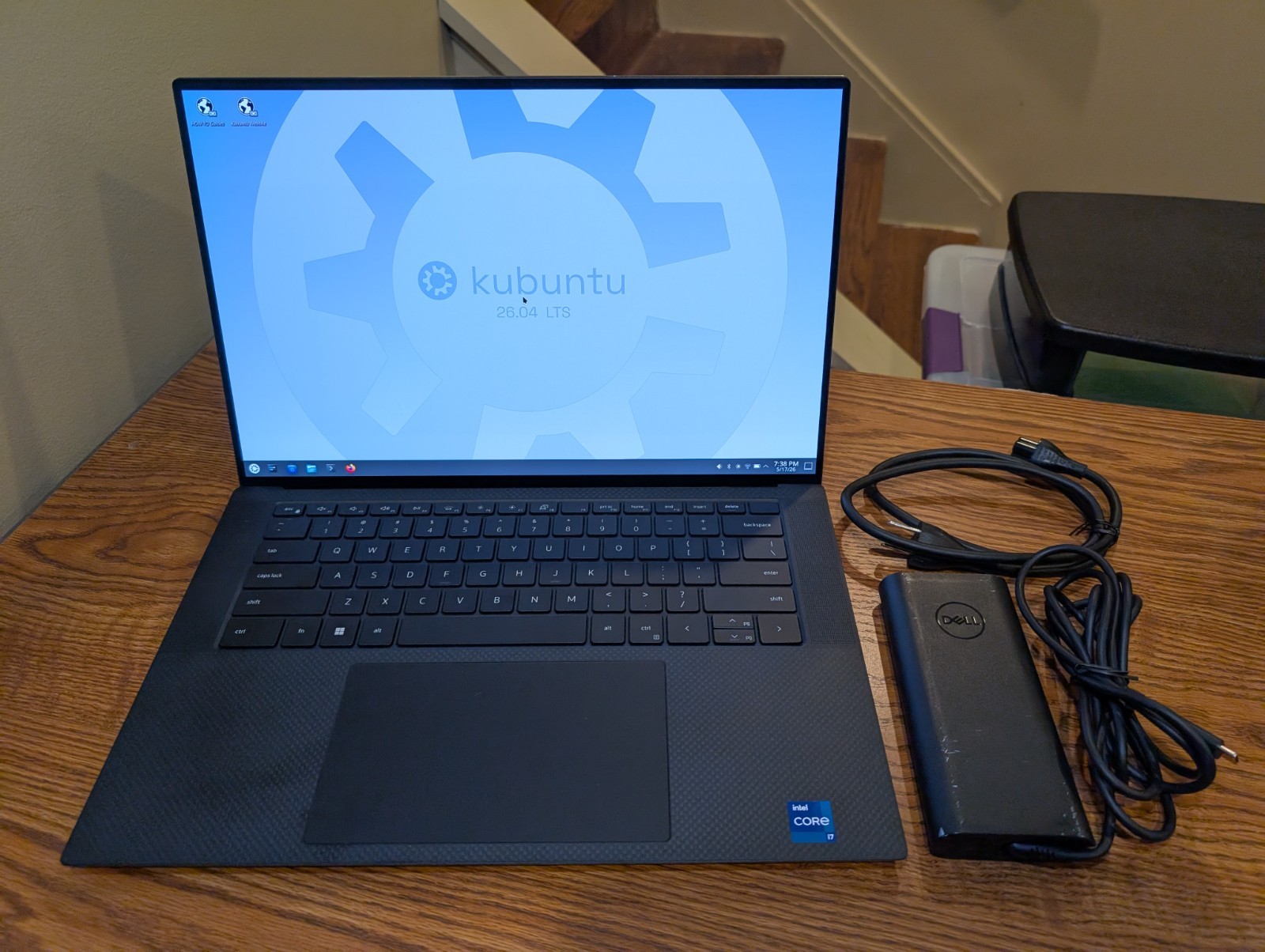 Dell XPS 9510 4K UHD Touch i7-11800H 64GB RTX 3050 1TB Linux USB C 130 W Power