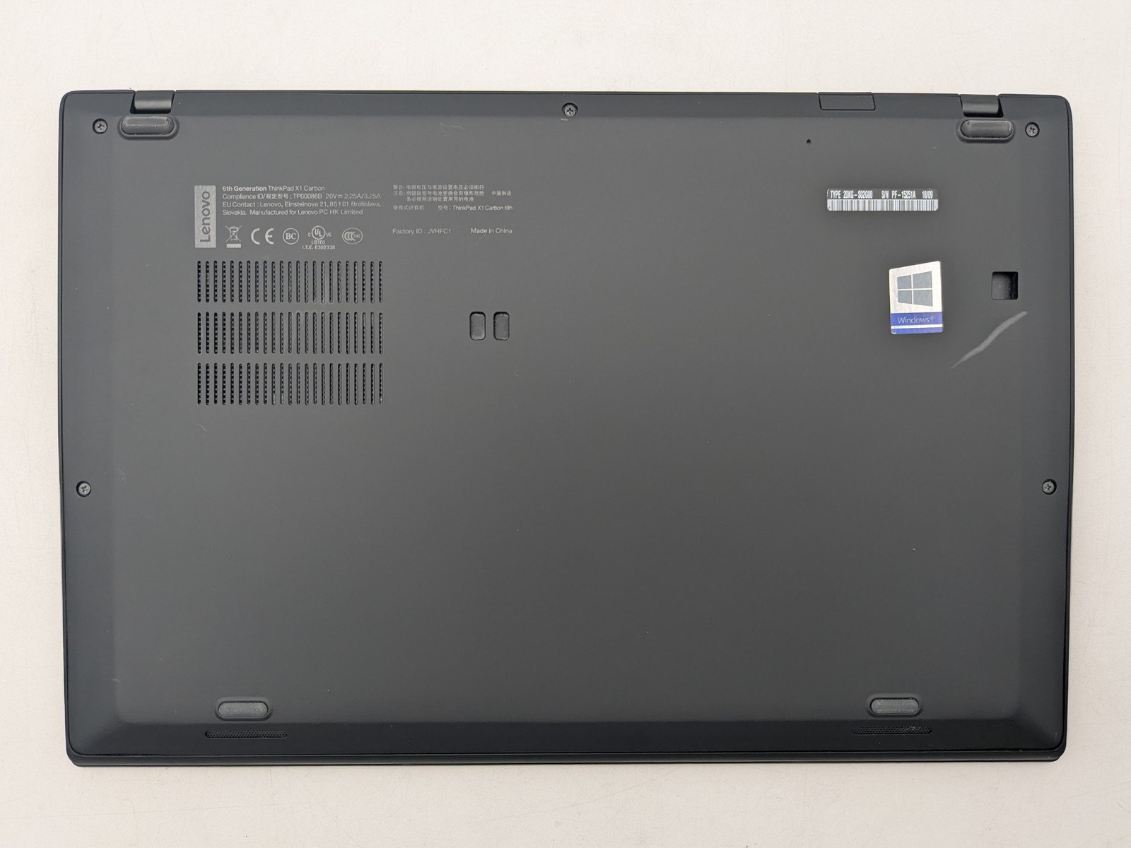 Lenovo ThinkPad X1 Carbon Gen 6 14″ FHD I5-8350U 256GB 16GB W11 Pro Backlit FPR